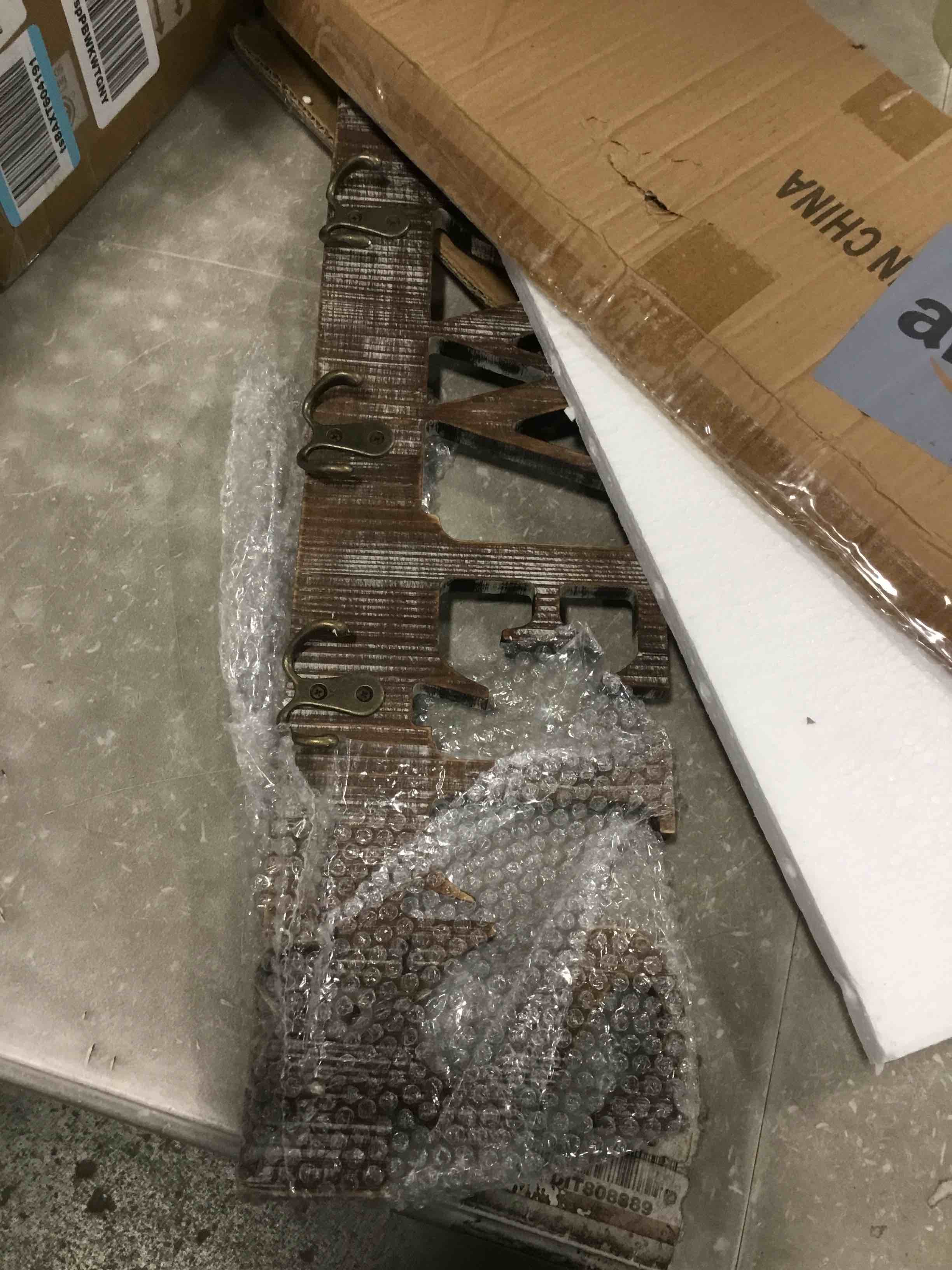 https://s3.amazonaws.com/lotting-images-prod/bidfta/BLU6019037_1709217059064.jpeg