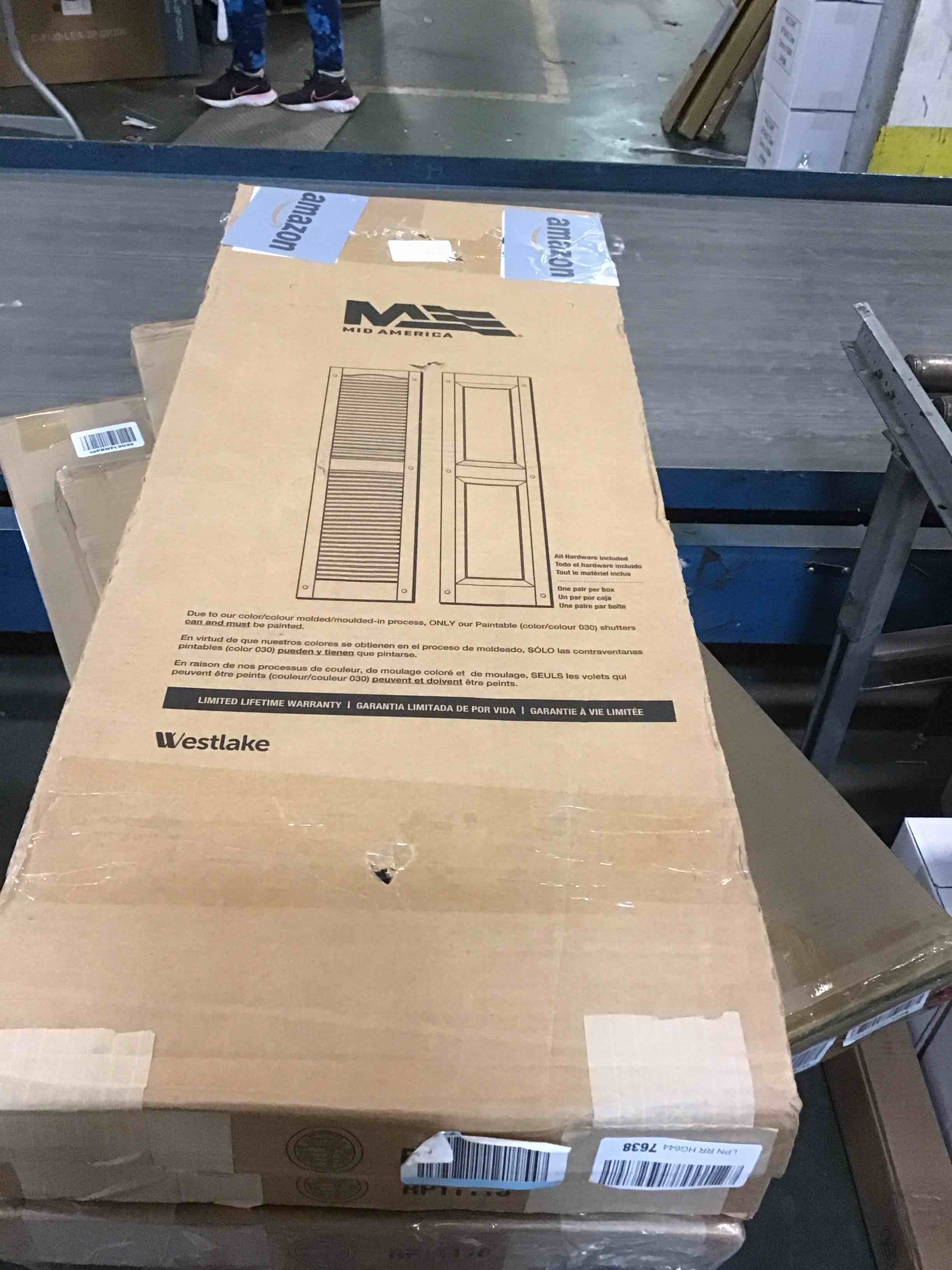 https://s3.amazonaws.com/lotting-images-prod/bidfta/BLU6019394_1709327373429.jpeg