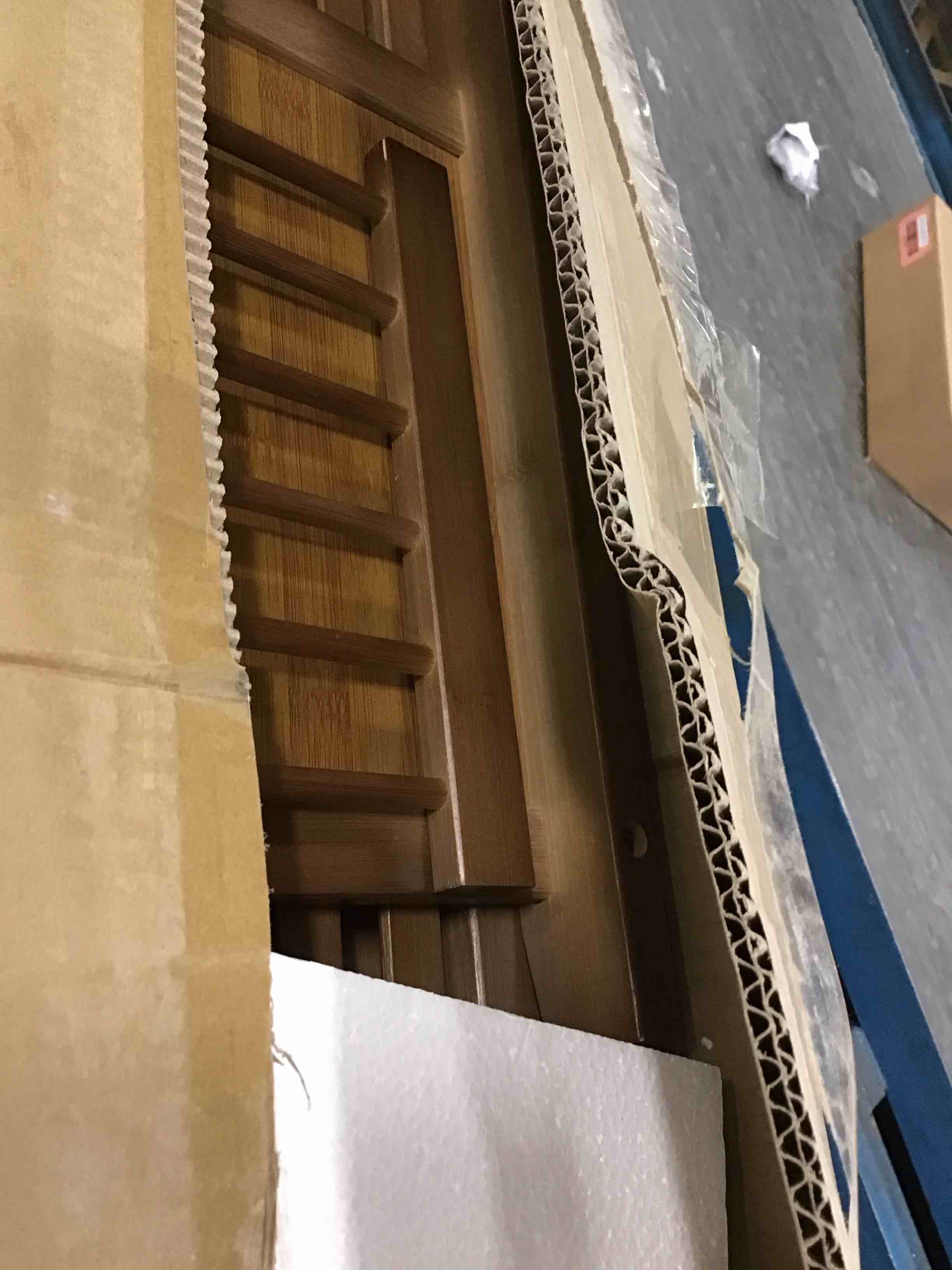 https://s3.amazonaws.com/lotting-images-prod/bidfta/BLU6019994_1710513112161.jpeg