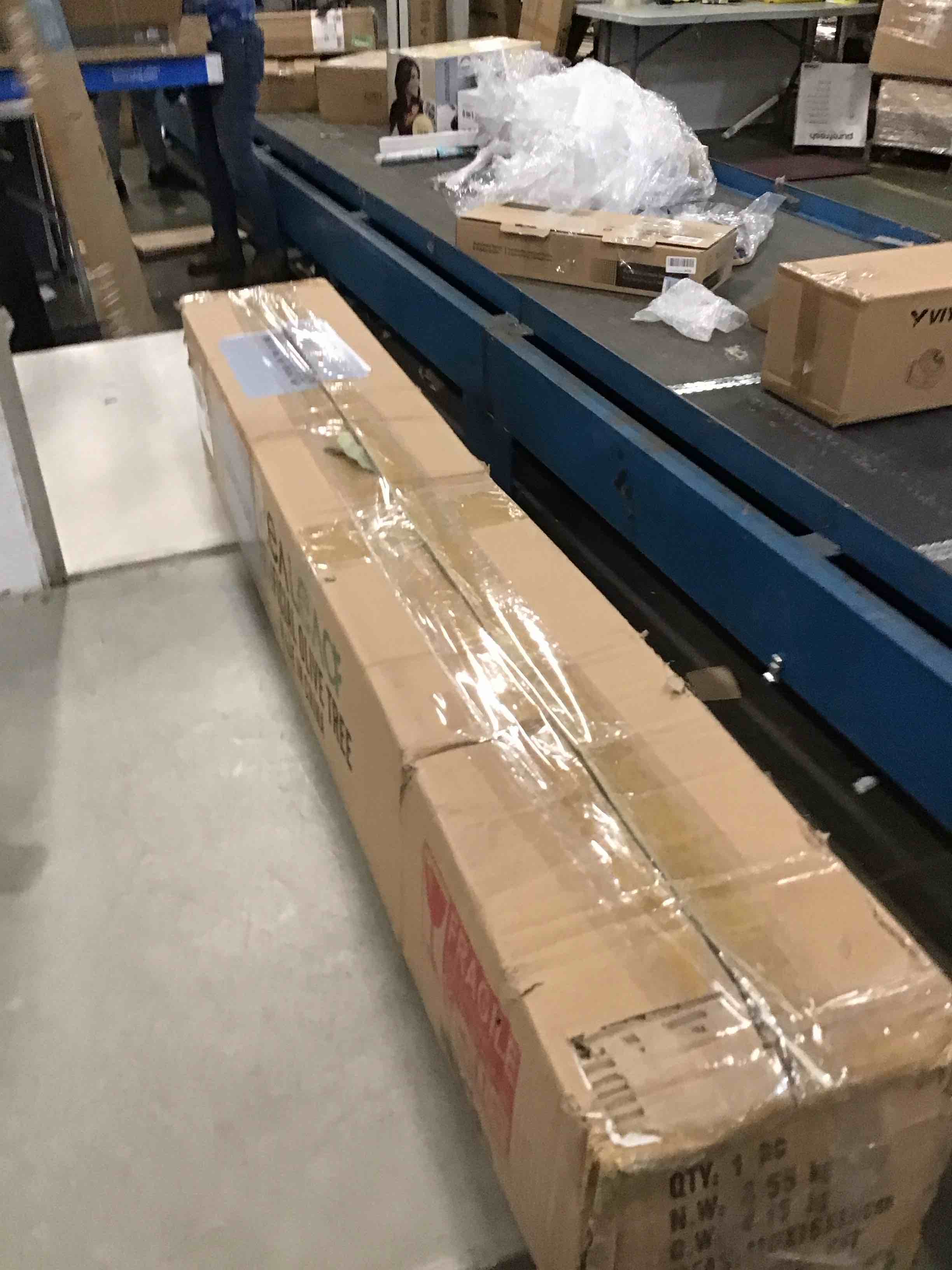 https://s3.amazonaws.com/lotting-images-prod/bidfta/BLU6020110_1710531497657.jpeg
