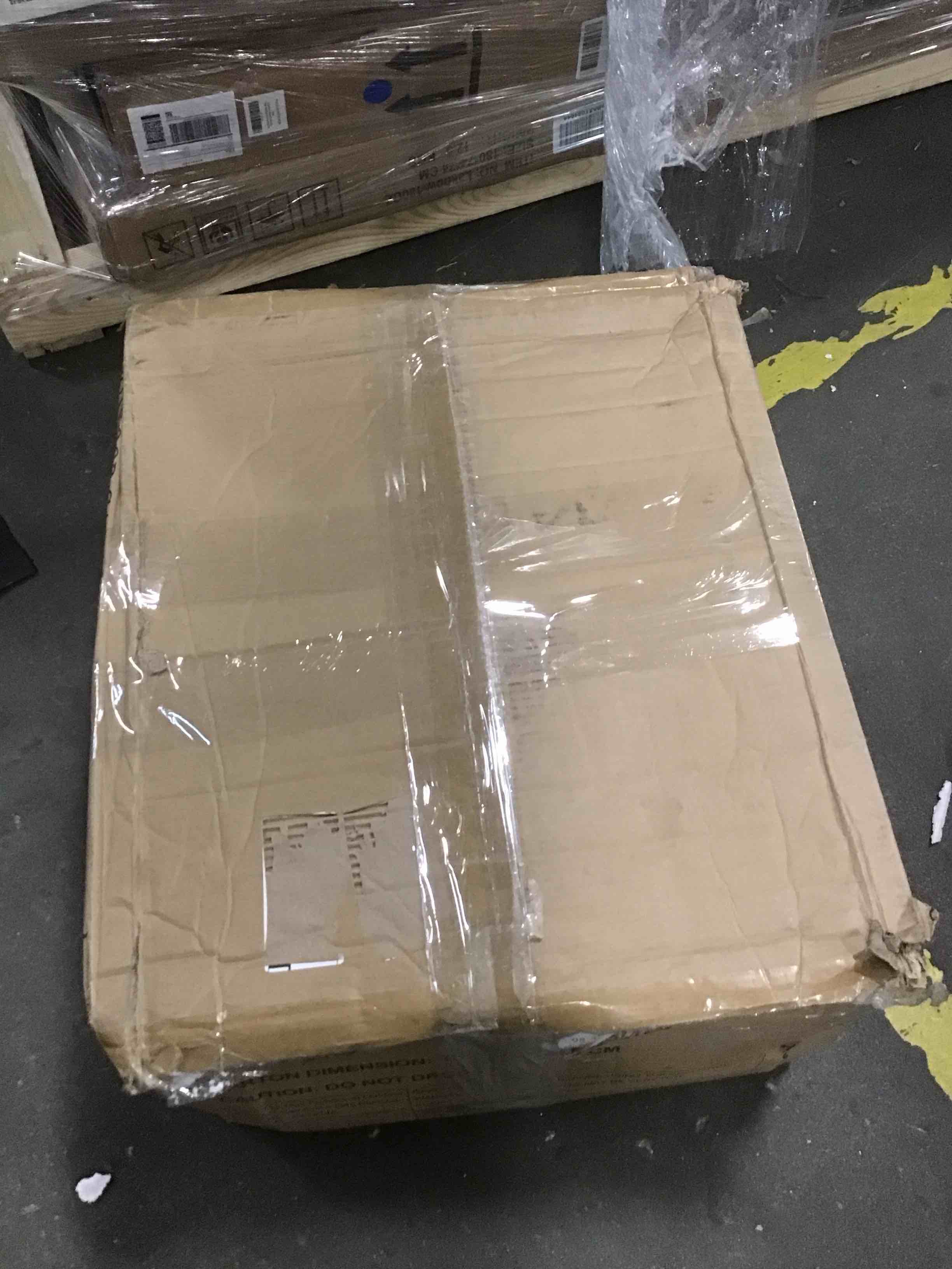 https://s3.amazonaws.com/lotting-images-prod/bidfta/BLU6020542_1710853811794.jpeg