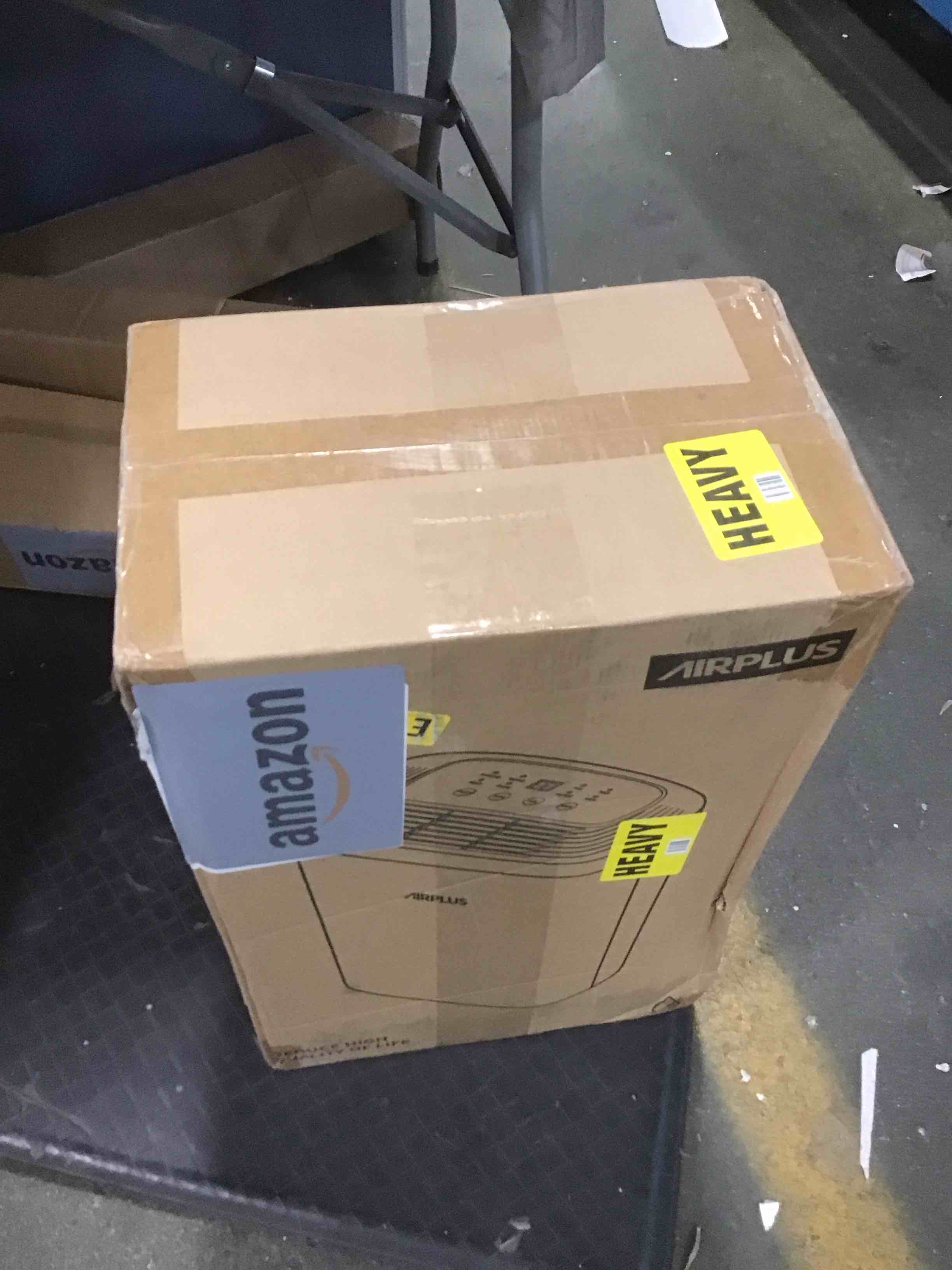 https://s3.amazonaws.com/lotting-images-prod/bidfta/BLU6020572_1710859129379.jpeg