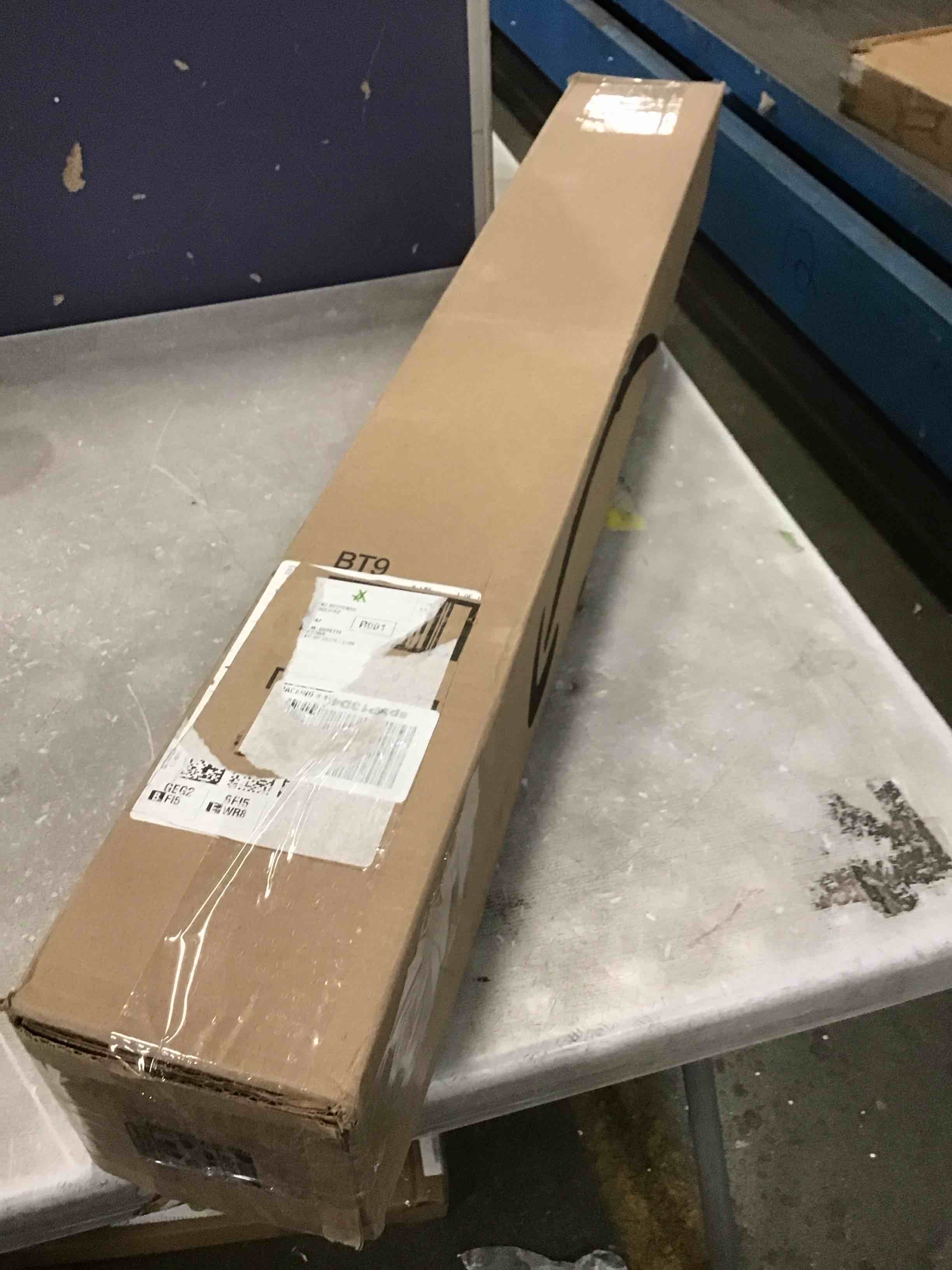 https://s3.amazonaws.com/lotting-images-prod/bidfta/BLU6020637_1710869698461.jpeg