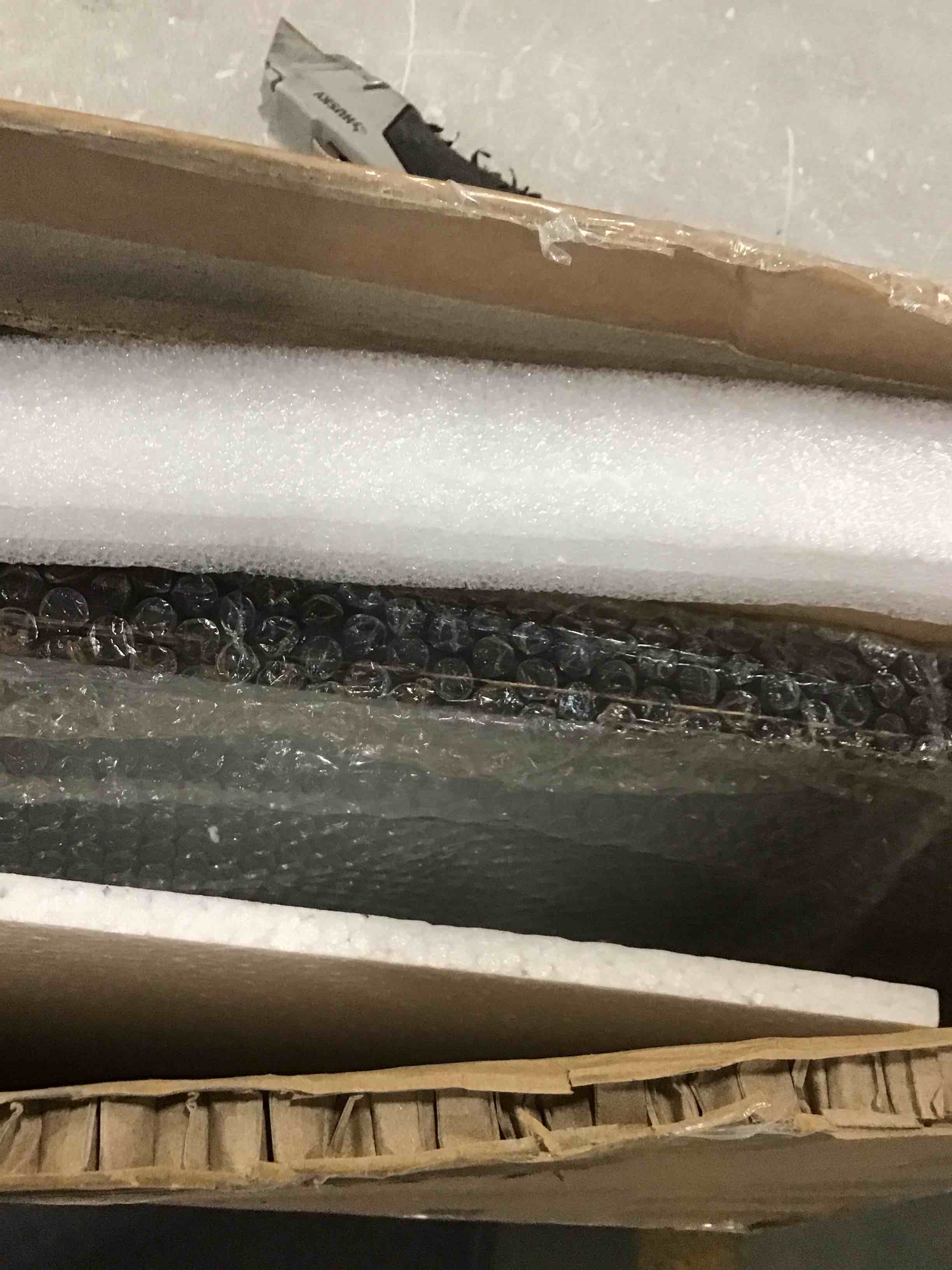 https://s3.amazonaws.com/lotting-images-prod/bidfta/BLU6020653_1710871267561.jpeg