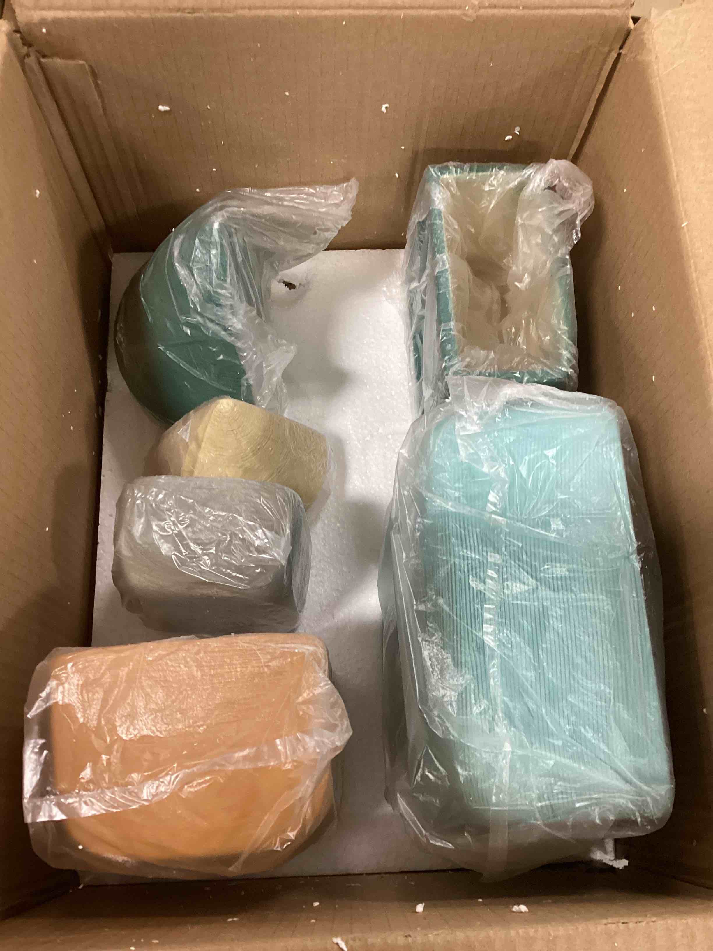 https://s3.amazonaws.com/lotting-images-prod/bidfta/BLU6023184_1711367537774.jpeg
