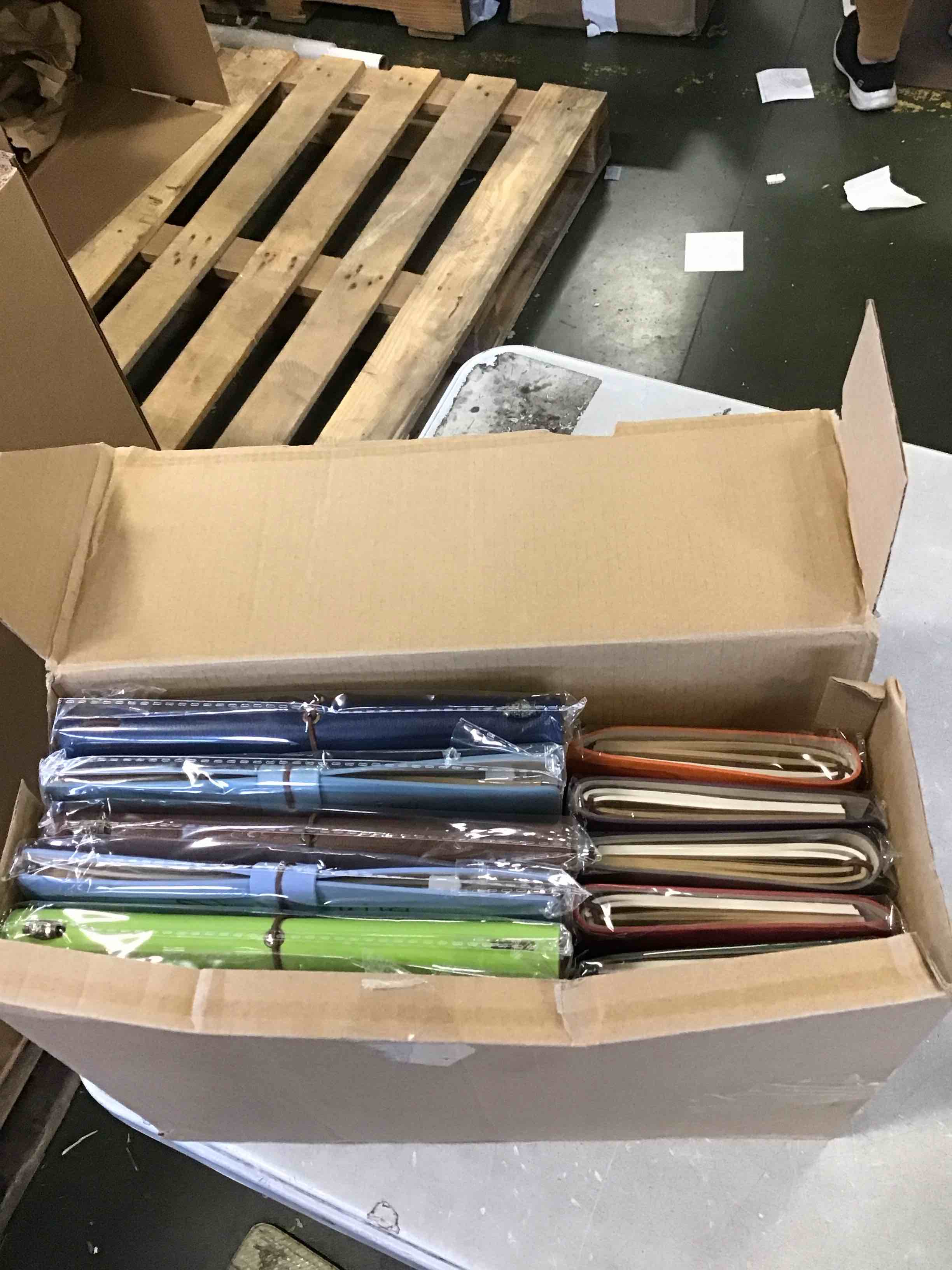 18 pcs Employee Appreciation Gift Leather Thank You Gifts Inspirational Notebook and Motivational Metal Ballpoint Pen for Teacher Nurse Coworkers Team Secretary's Day(Stylish Style)