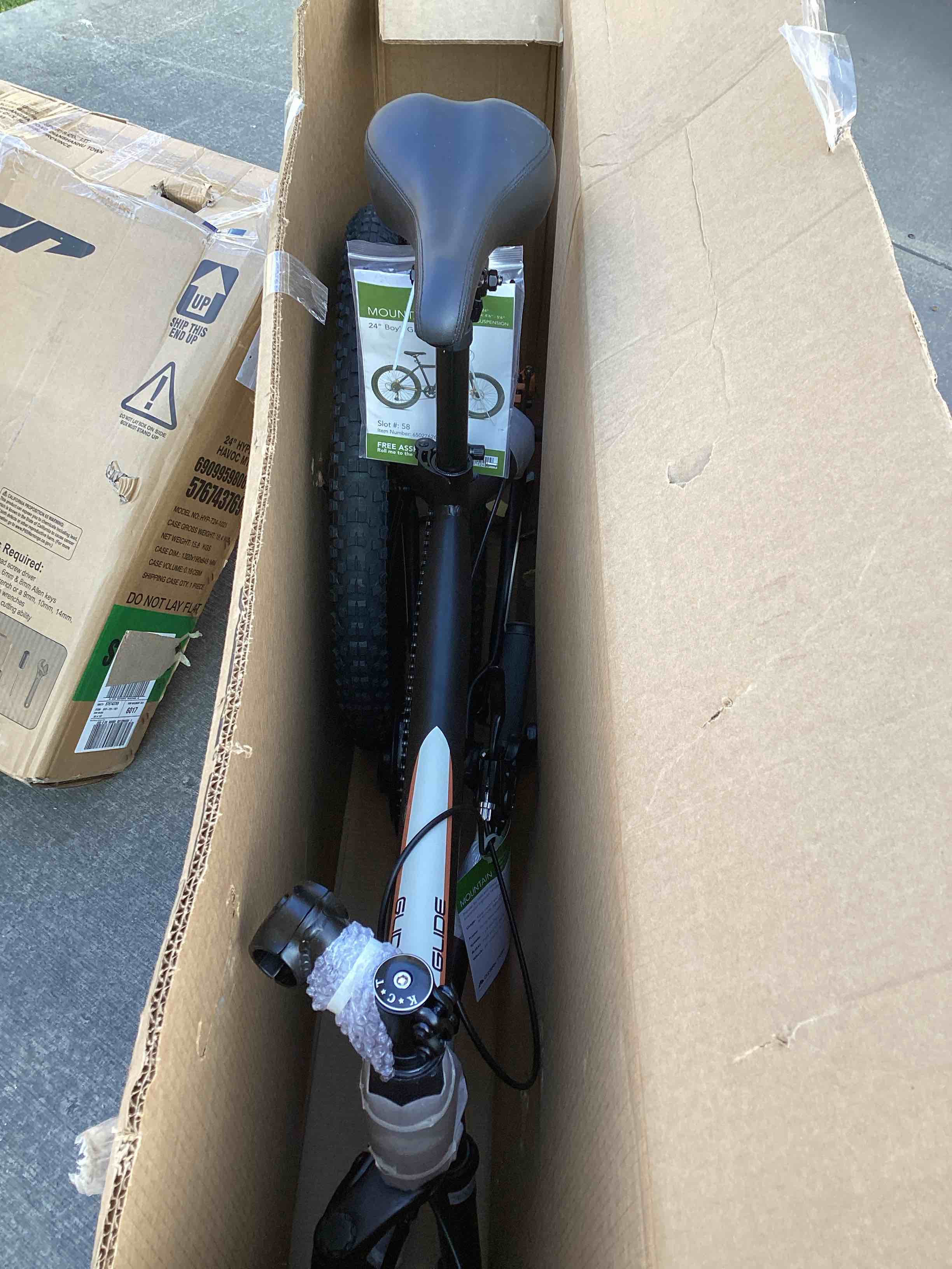 https://s3.amazonaws.com/lotting-images-prod/bidfta/BLU6023723_1714305663827.jpeg