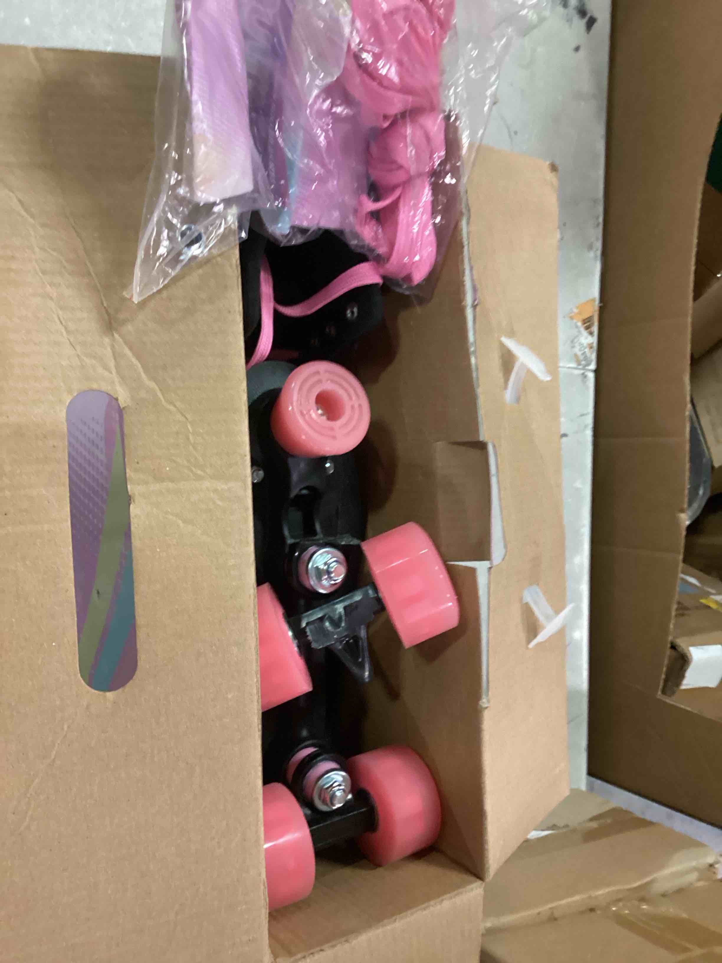 https://s3.amazonaws.com/lotting-images-prod/bidfta/BLU6023850_1714669766463.jpeg