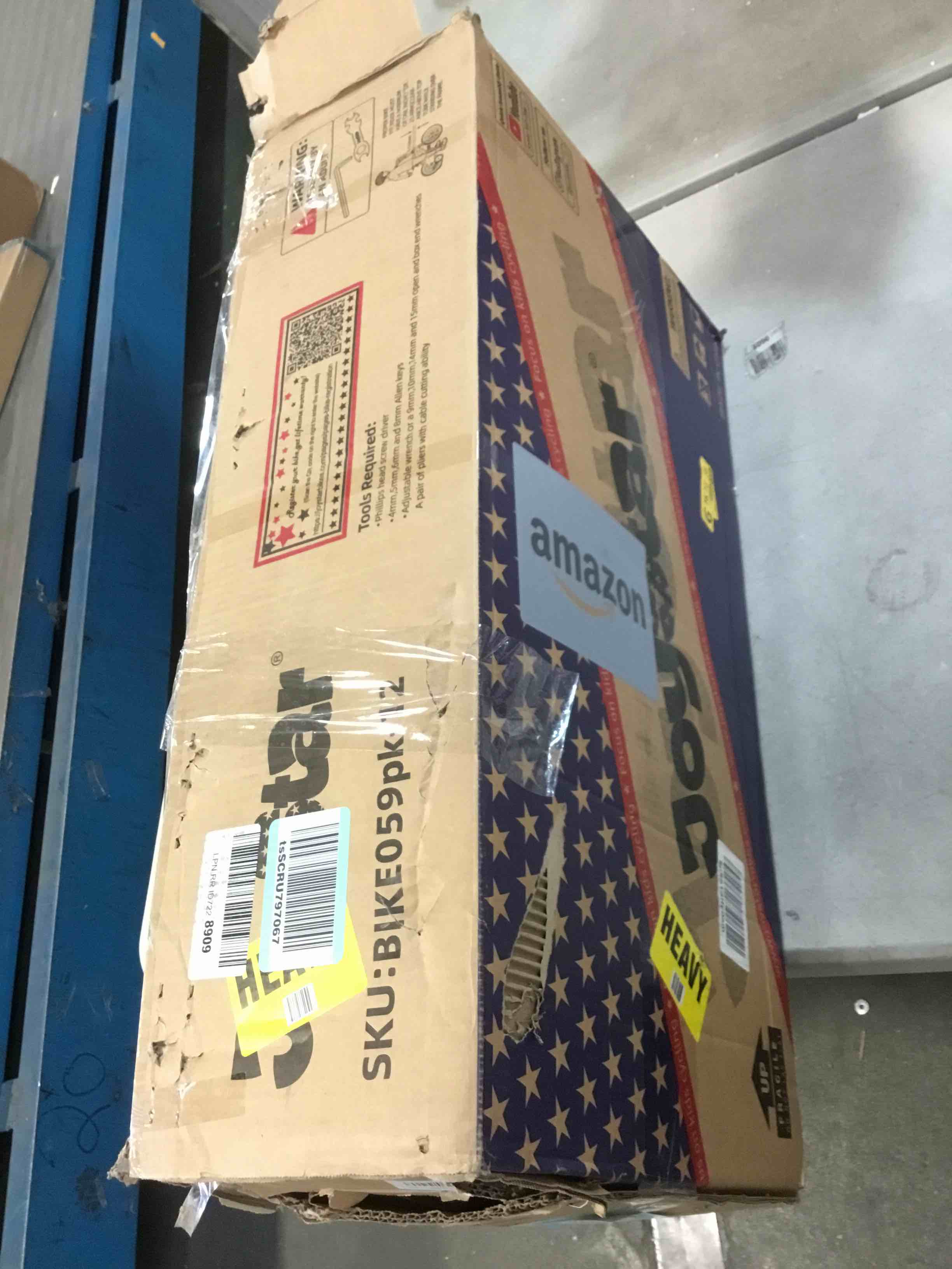 https://s3.amazonaws.com/lotting-images-prod/bidfta/BLU6026136_1710353083472.jpeg