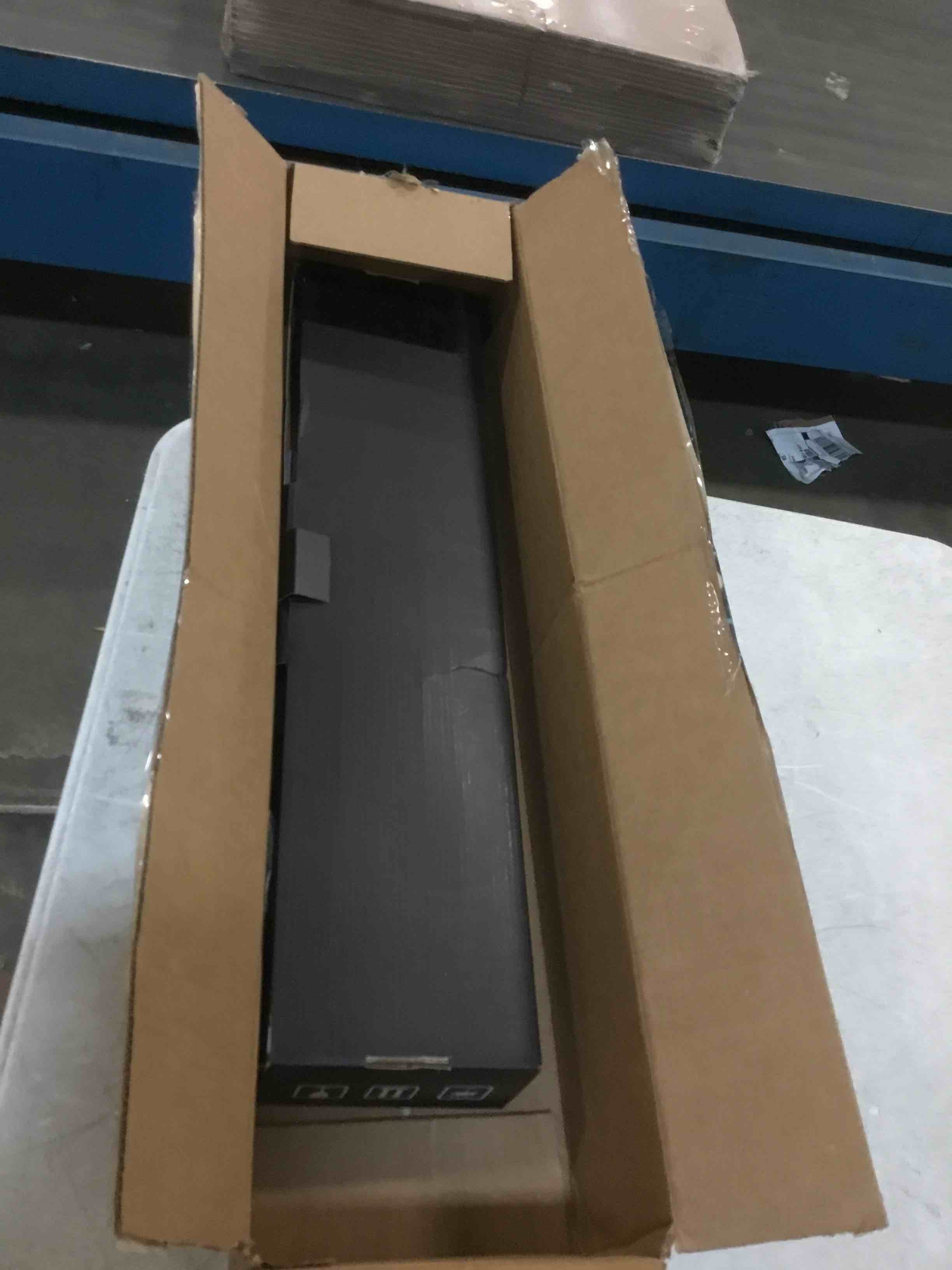 https://s3.amazonaws.com/lotting-images-prod/bidfta/BLU6026496_1710507642739.jpeg