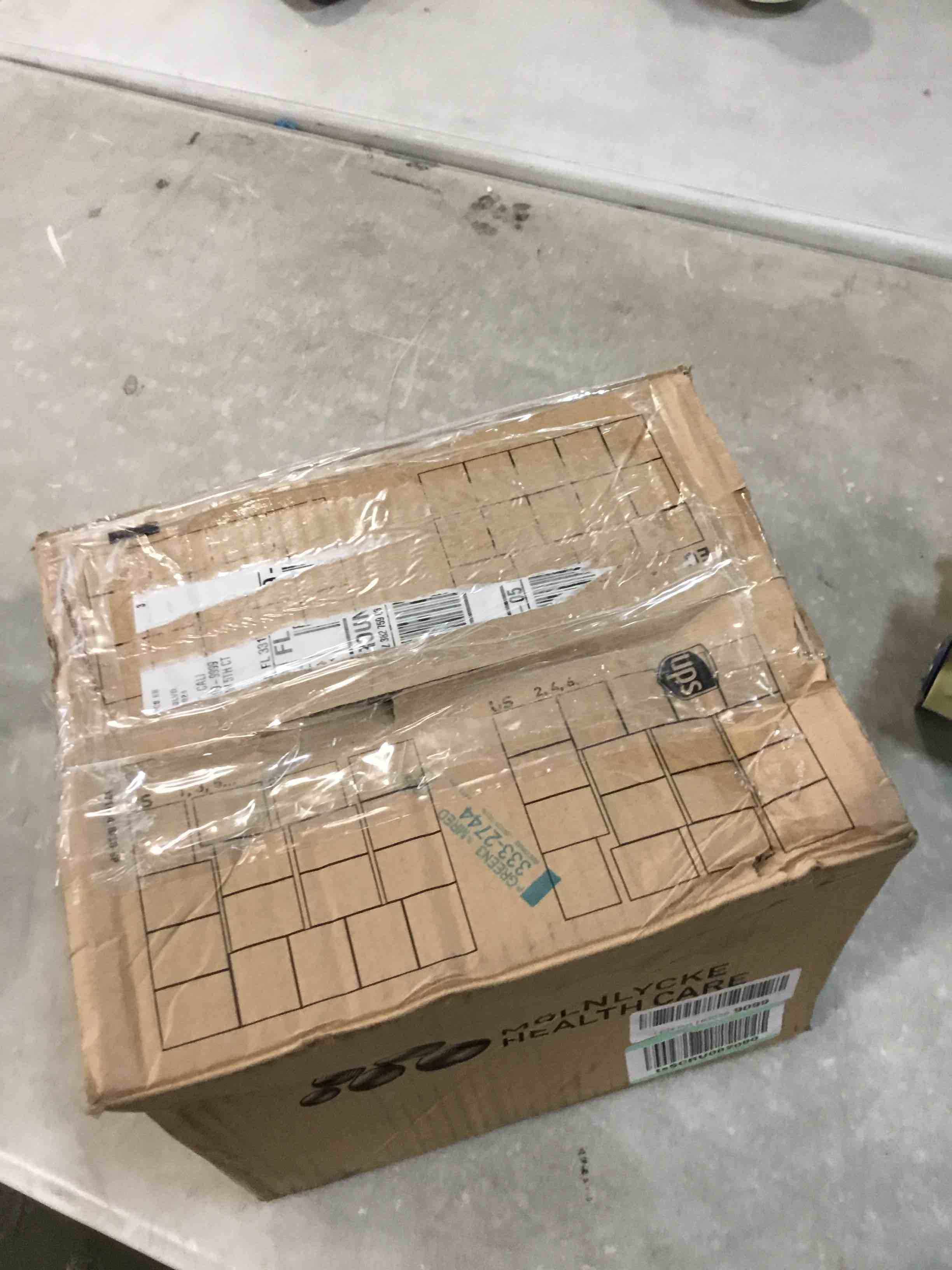 https://s3.amazonaws.com/lotting-images-prod/bidfta/BLU6026861_1710877250255.jpeg