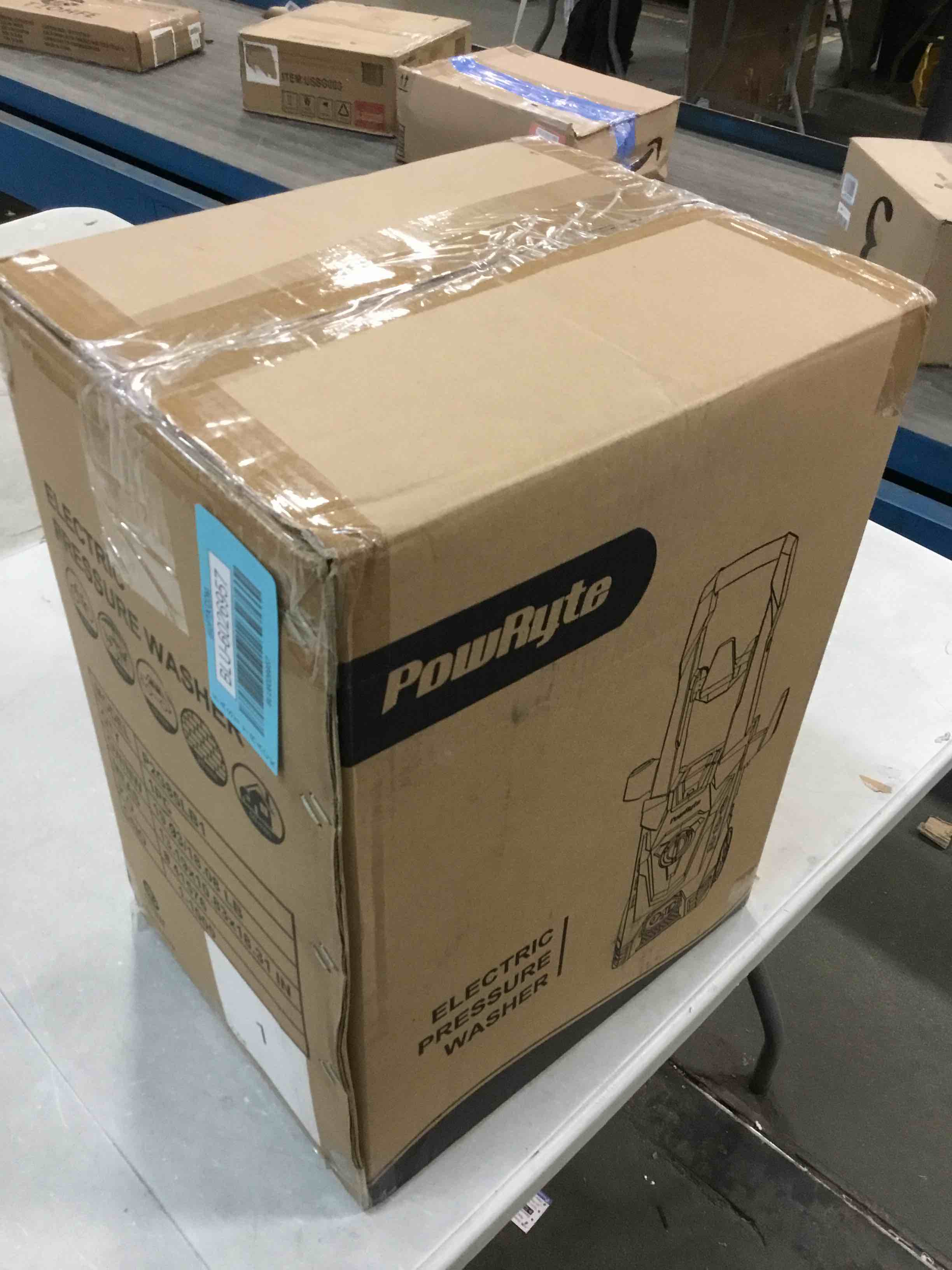 https://s3.amazonaws.com/lotting-images-prod/bidfta/BLU6026957_1710943034857.jpeg