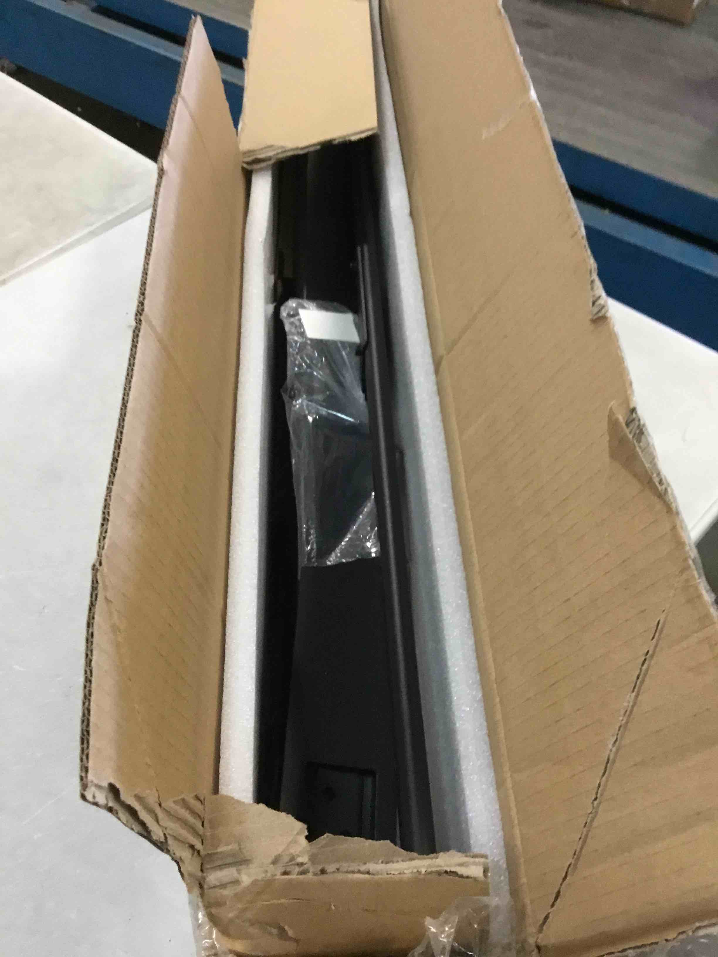 https://s3.amazonaws.com/lotting-images-prod/bidfta/BLU6026999_1710949915309.jpeg