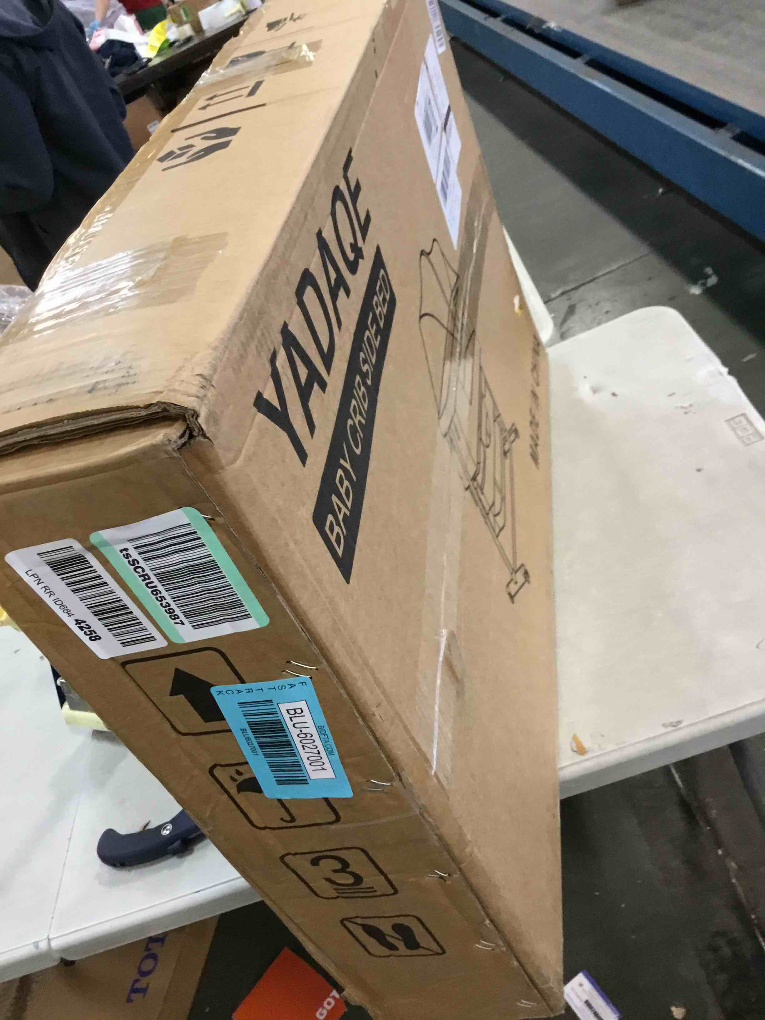 https://s3.amazonaws.com/lotting-images-prod/bidfta/BLU6027001_1710950096021.jpeg