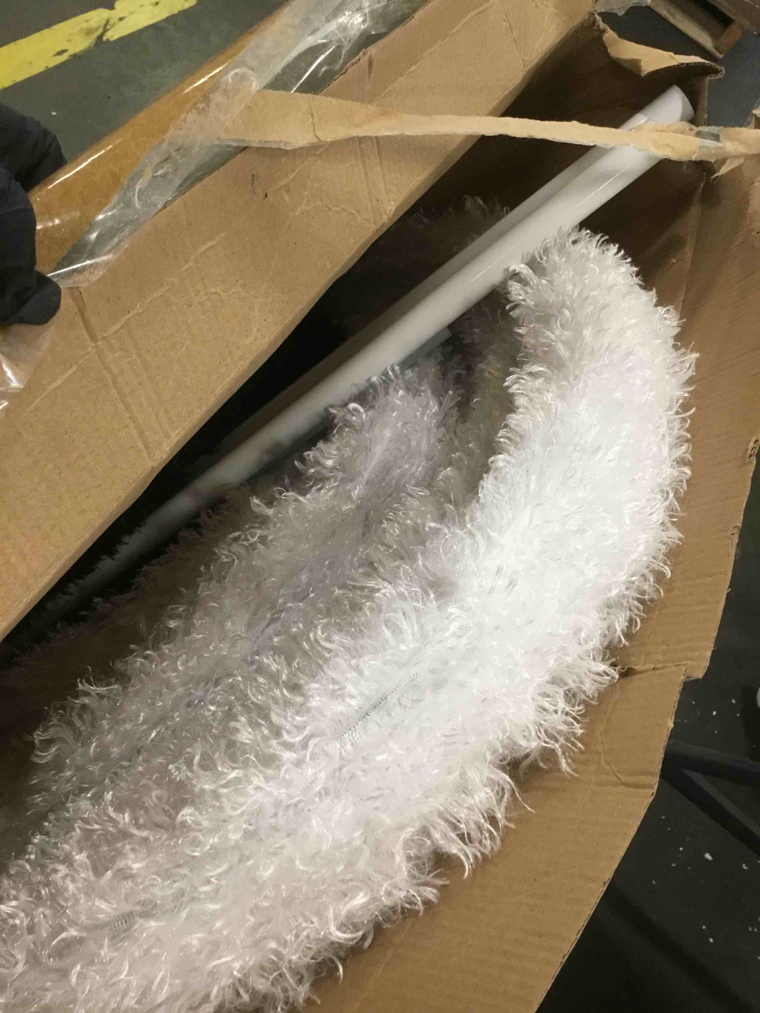 https://s3.amazonaws.com/lotting-images-prod/bidfta/BLU6029202_1710426211986.jpeg