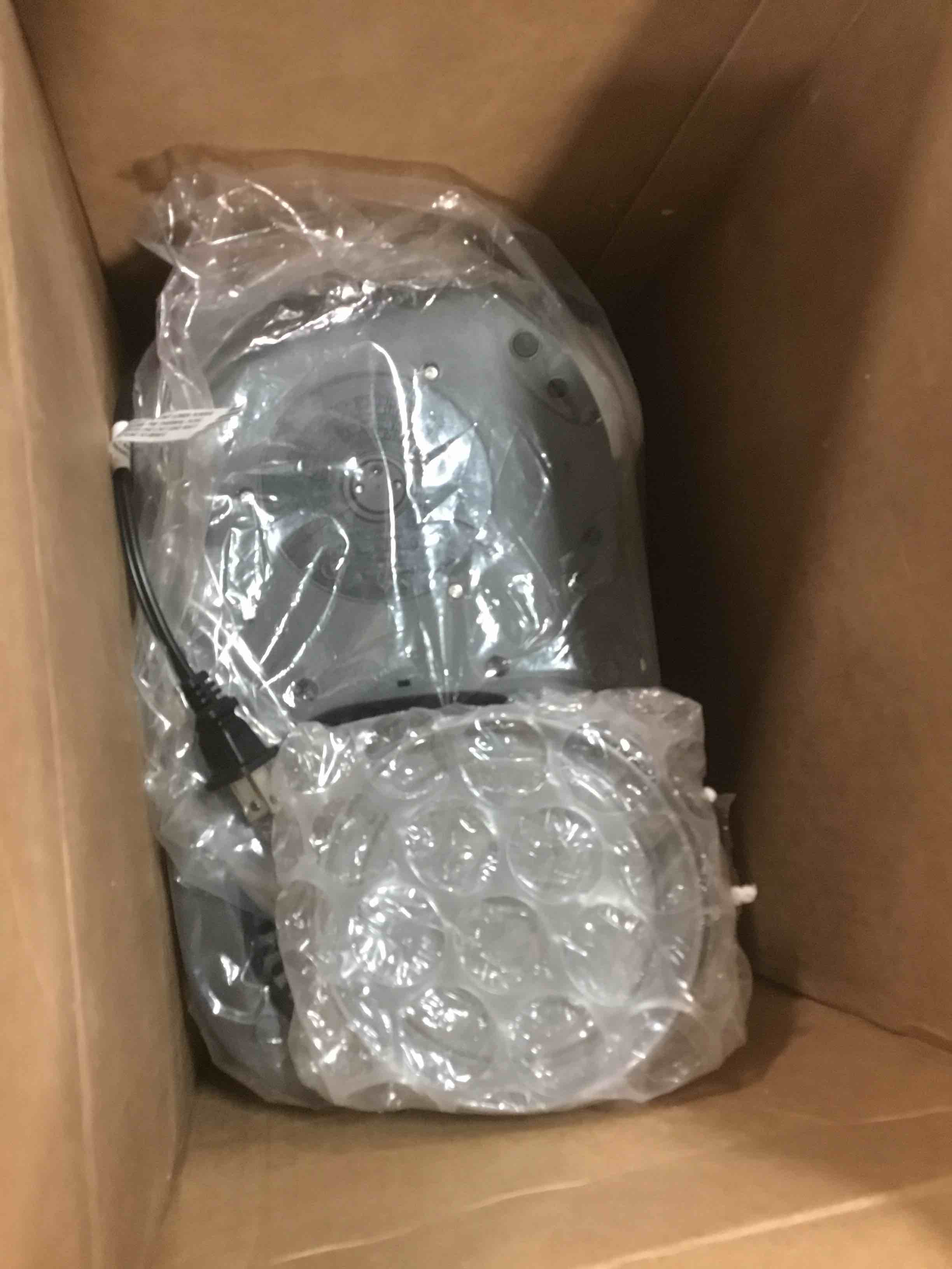 https://s3.amazonaws.com/lotting-images-prod/bidfta/BLU6029826_1710853873613.jpeg