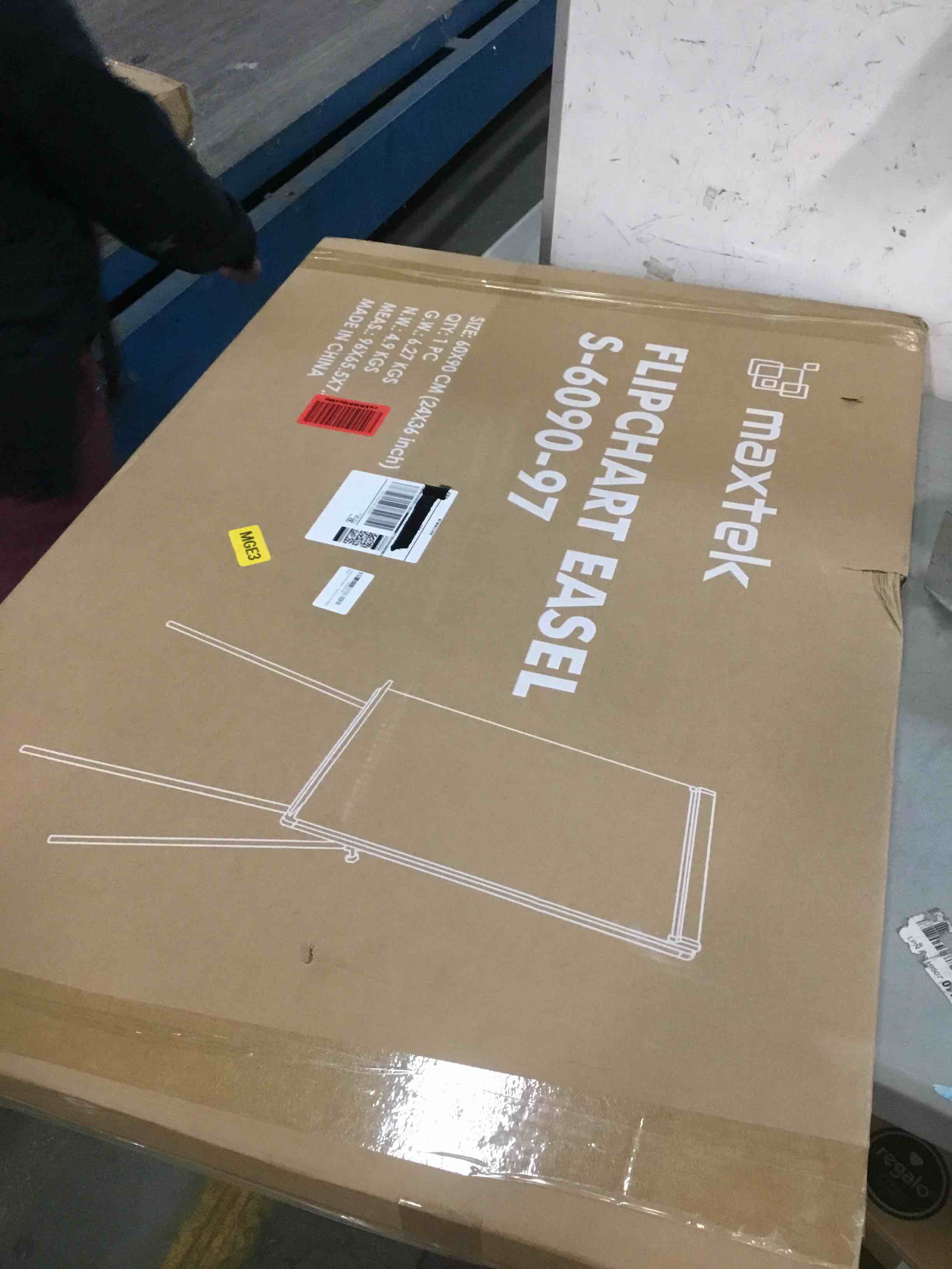 https://s3.amazonaws.com/lotting-images-prod/bidfta/BLU6030209_1711021949537.jpeg