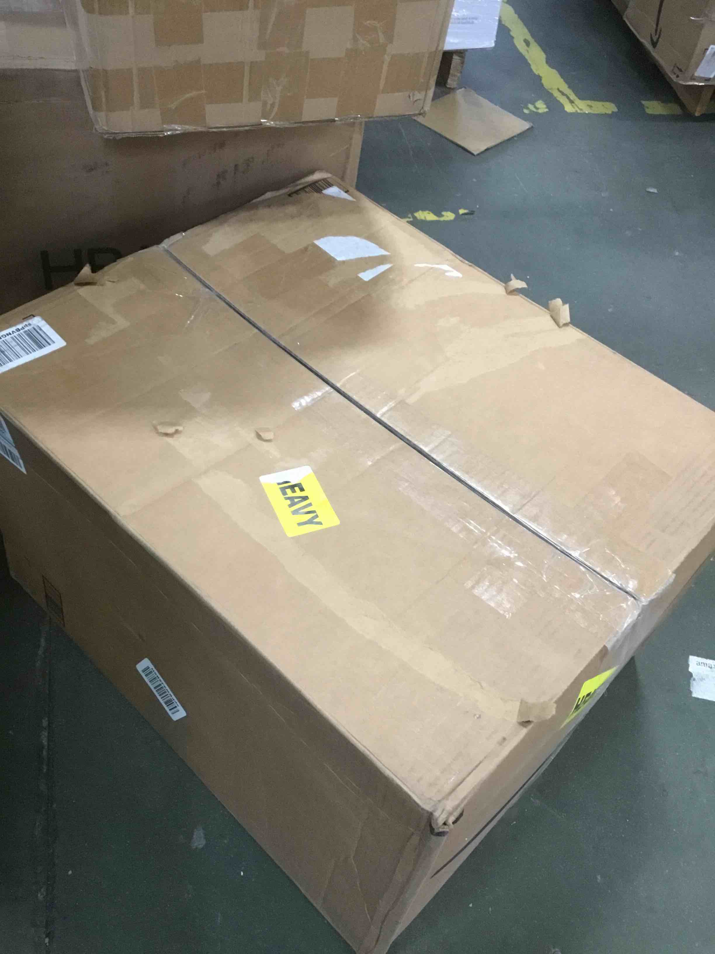 https://s3.amazonaws.com/lotting-images-prod/bidfta/BLU6030301_1711034319590.jpeg