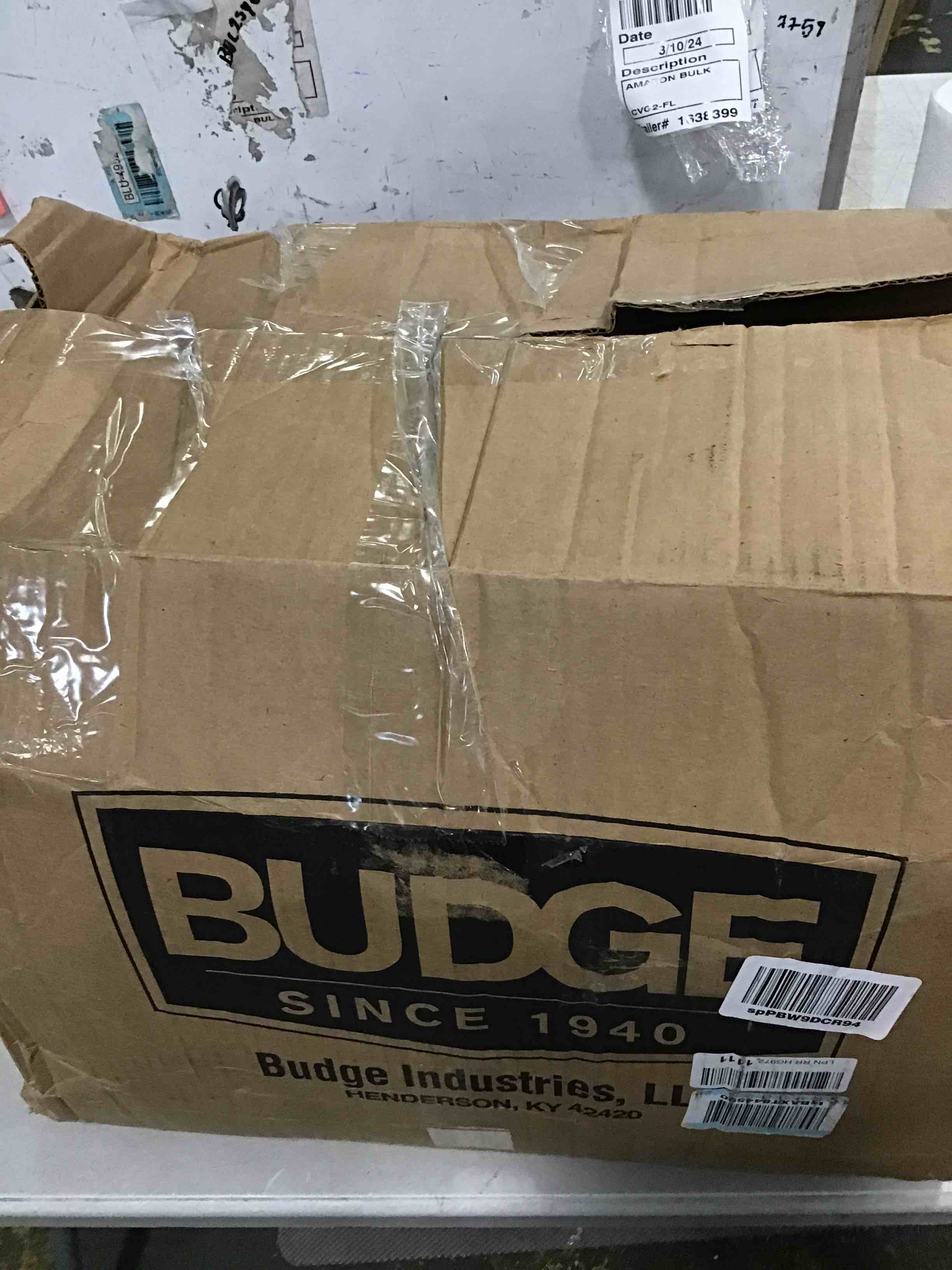 https://s3.amazonaws.com/lotting-images-prod/bidfta/BLU6030749_1710505919131.jpeg