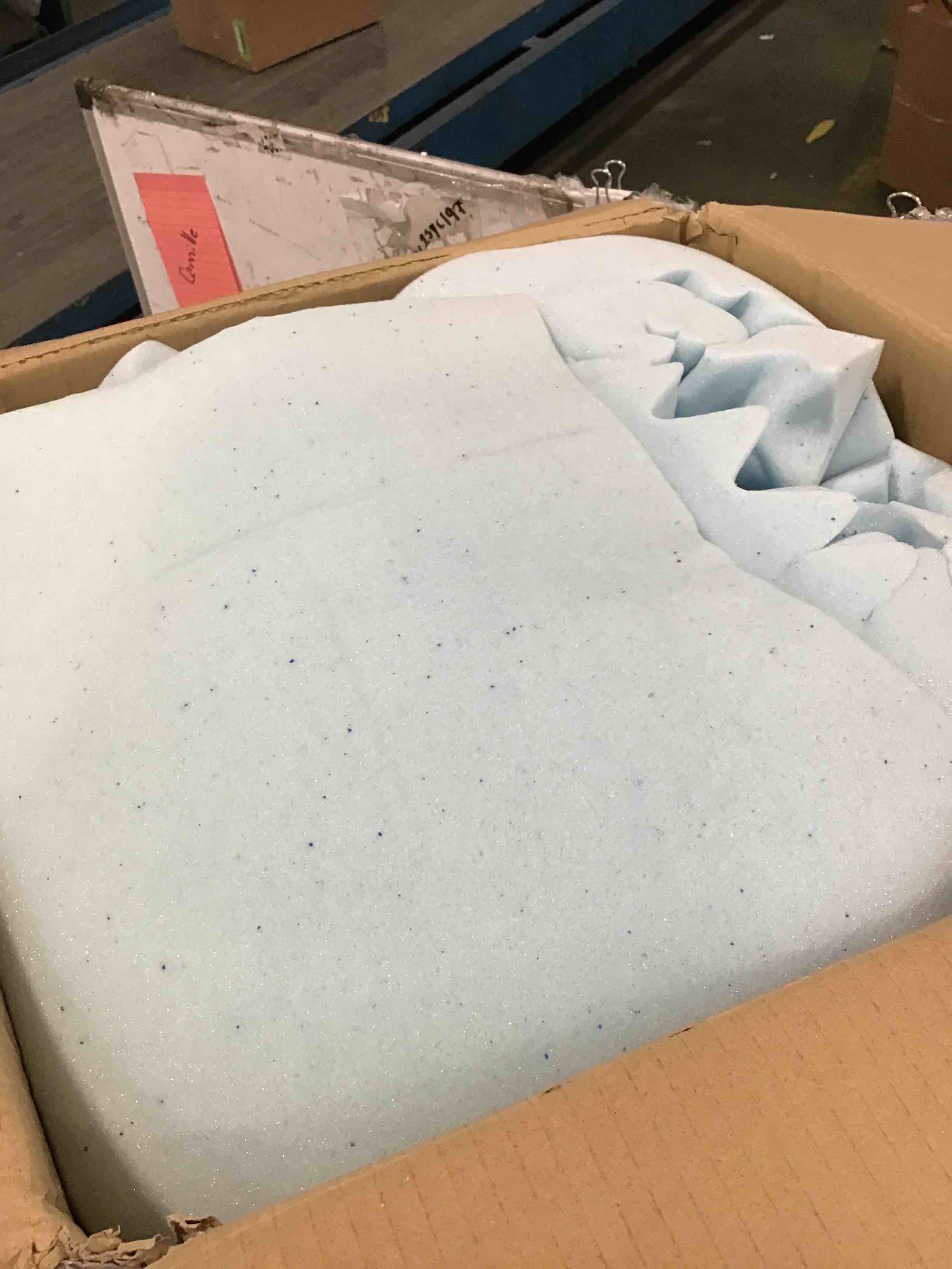 https://s3.amazonaws.com/lotting-images-prod/bidfta/BLU6030767_1710507709146.jpeg