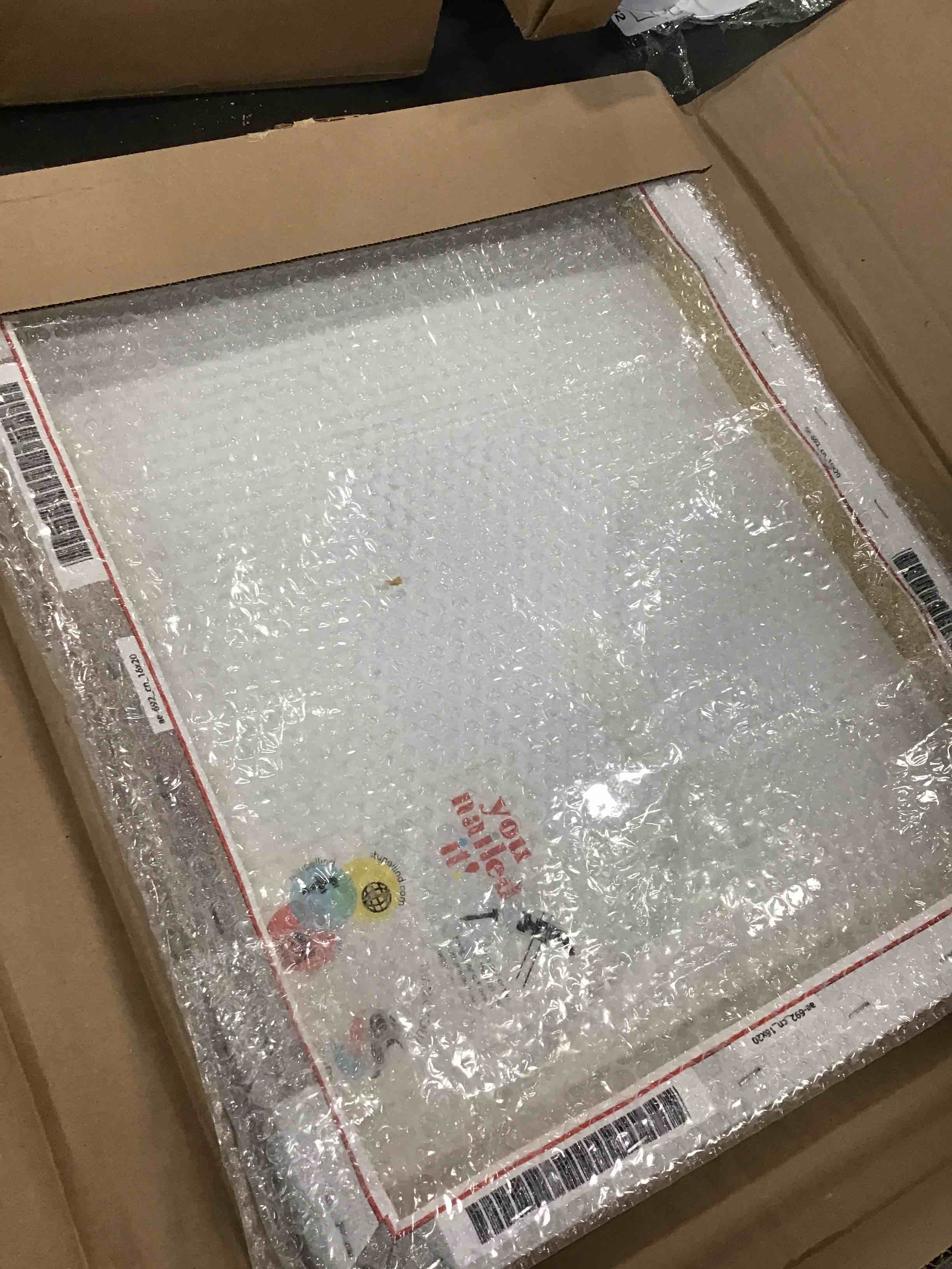 https://s3.amazonaws.com/lotting-images-prod/bidfta/BLU6031247_1710936509612.jpeg