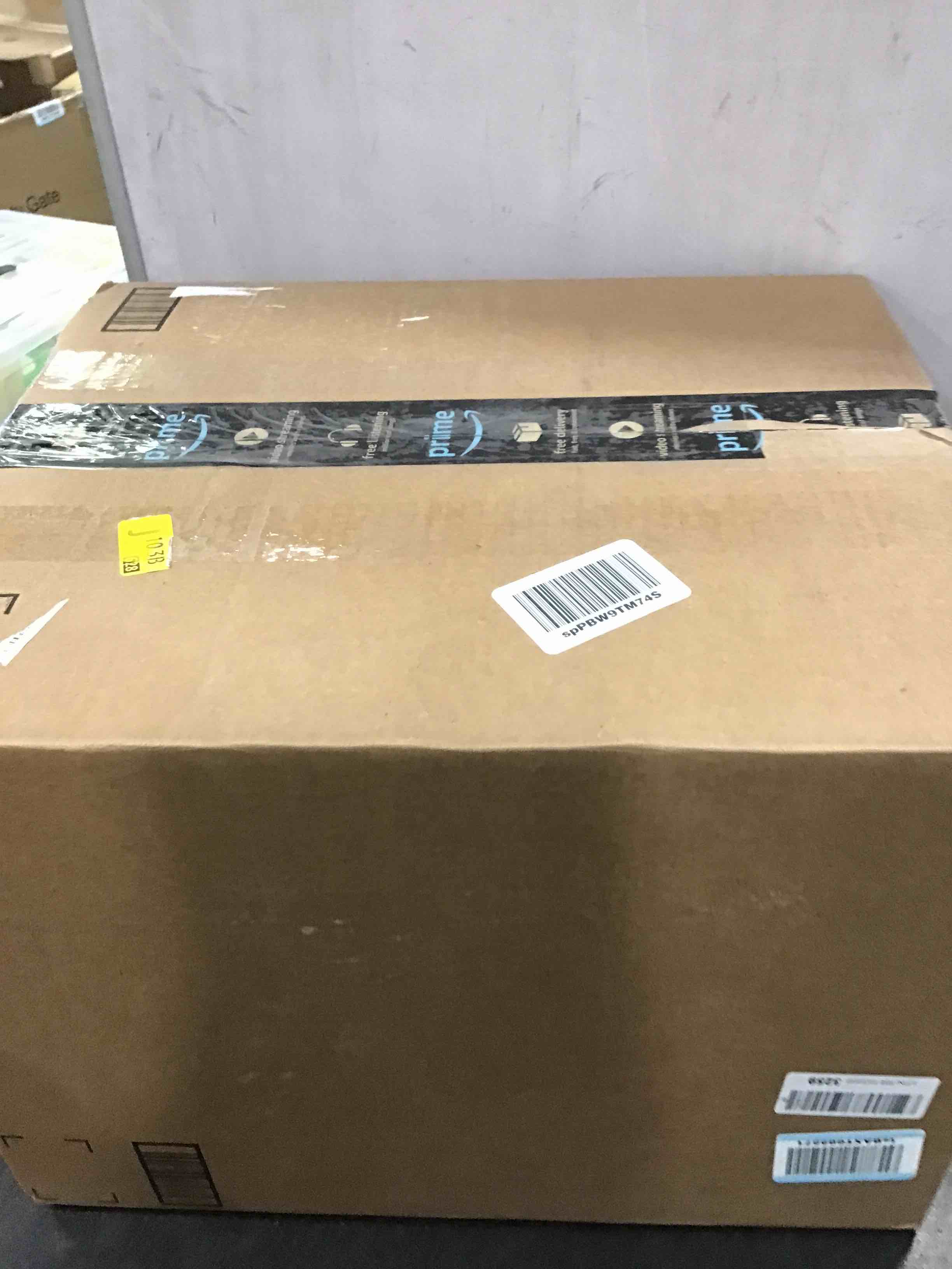https://s3.amazonaws.com/lotting-images-prod/bidfta/BLU6031339_1710946513933.jpeg