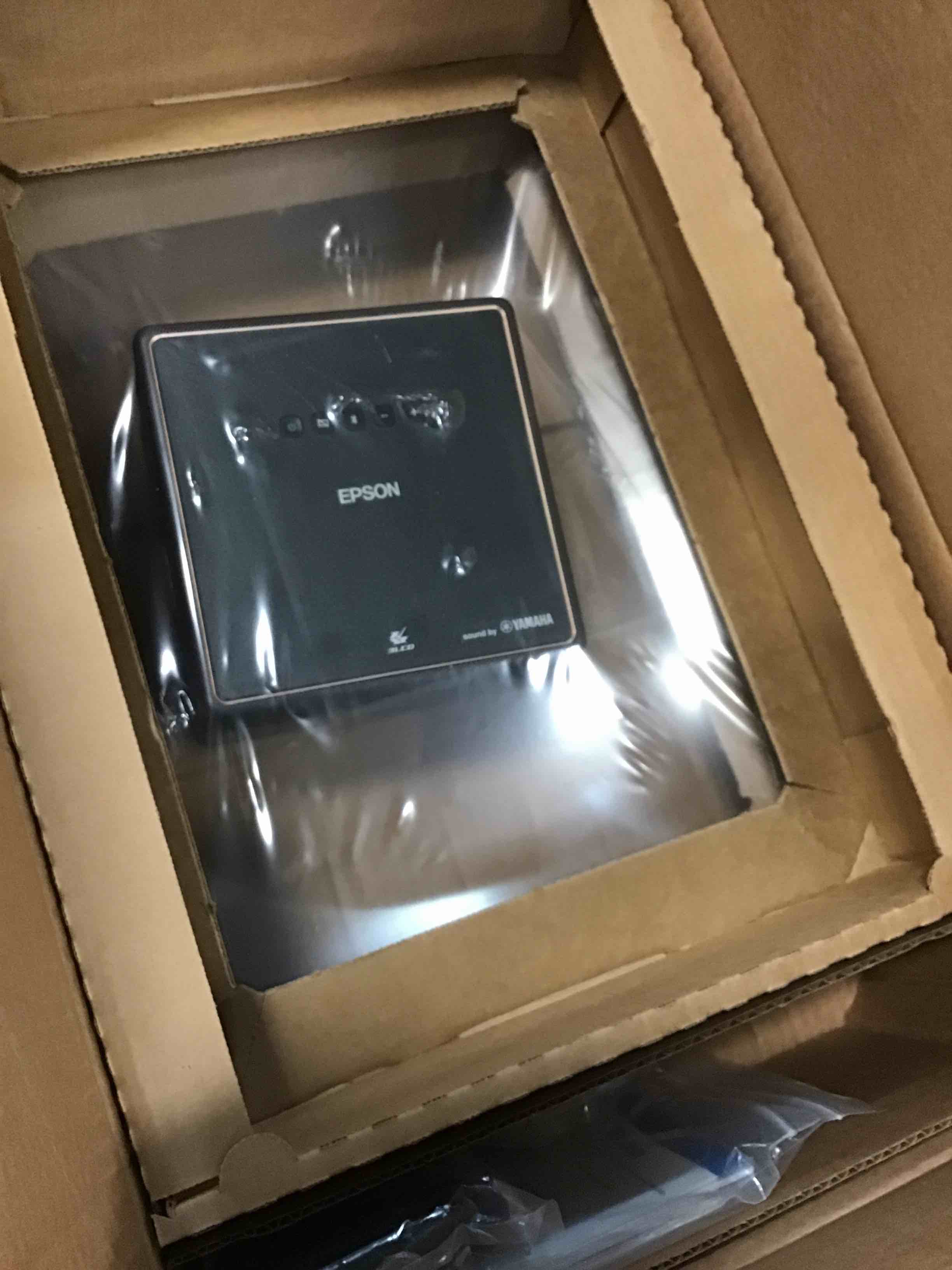 https://s3.amazonaws.com/lotting-images-prod/bidfta/BLU6031657_1711038066470.jpeg