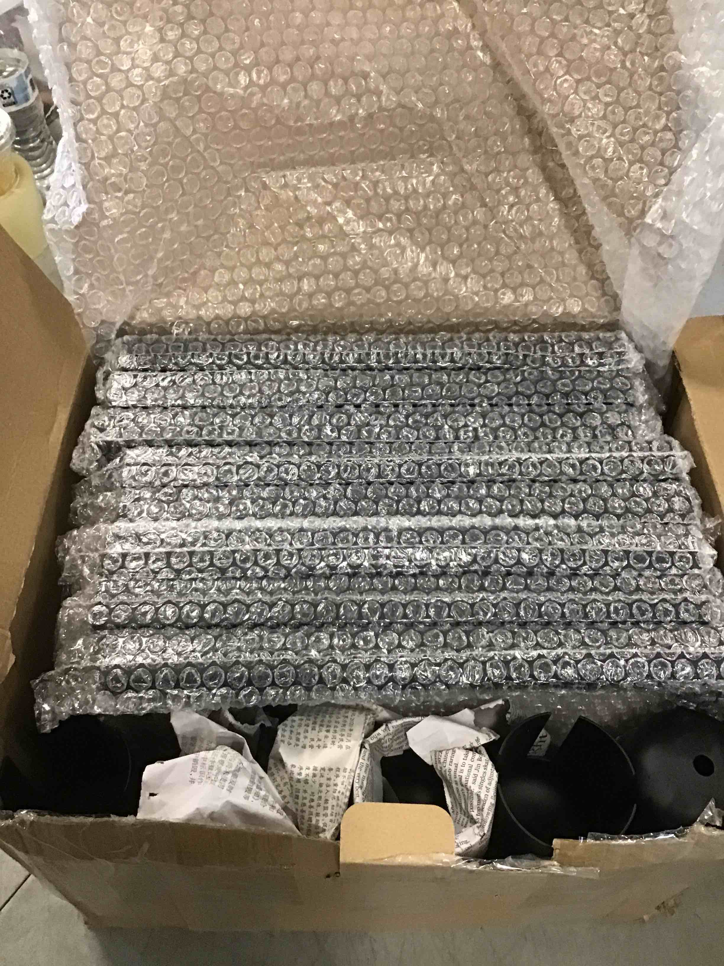 https://s3.amazonaws.com/lotting-images-prod/bidfta/BLU6031856_1711119057351.jpeg