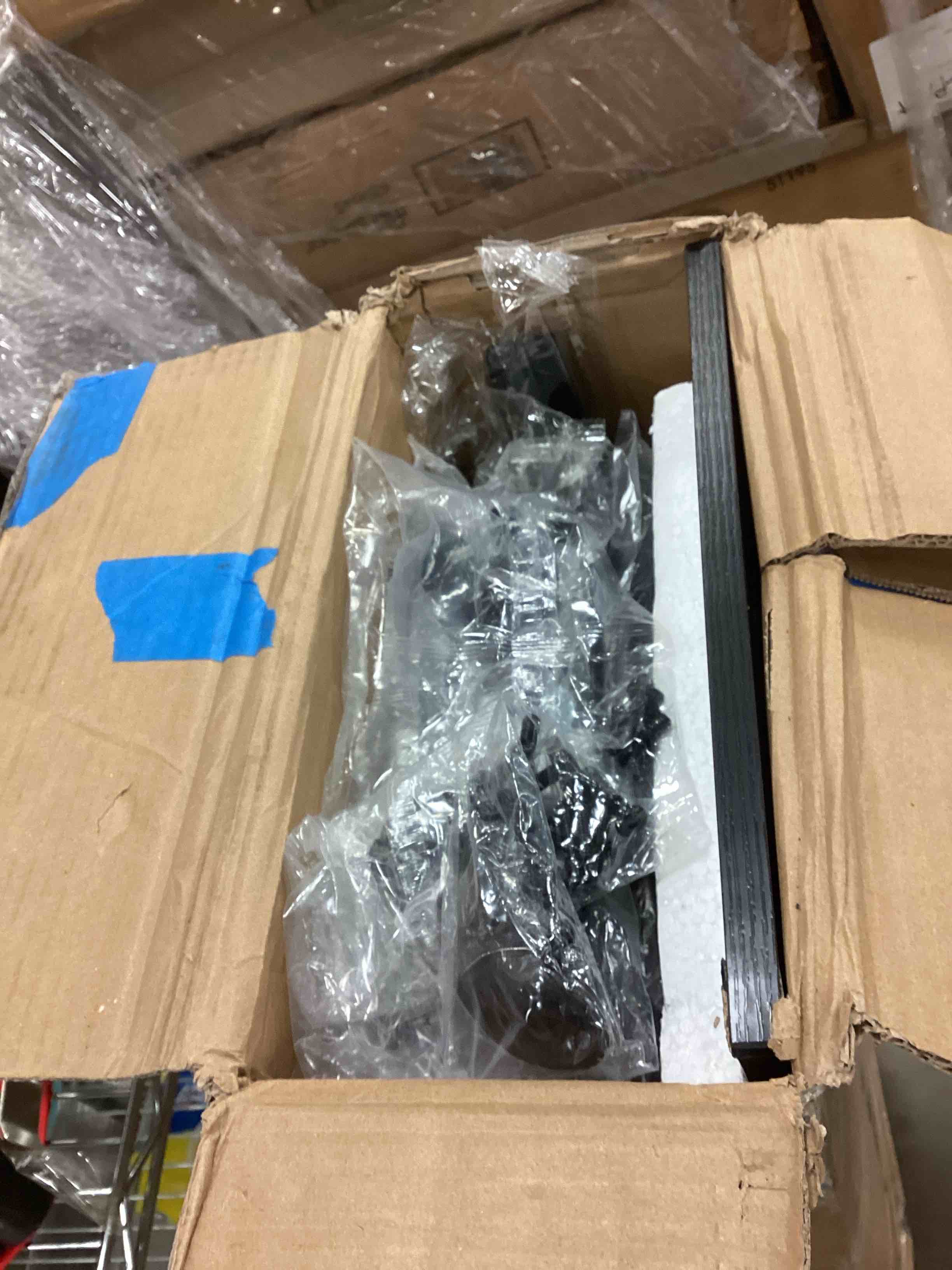 https://s3.amazonaws.com/lotting-images-prod/bidfta/BLU6034873_1711974214467.jpeg