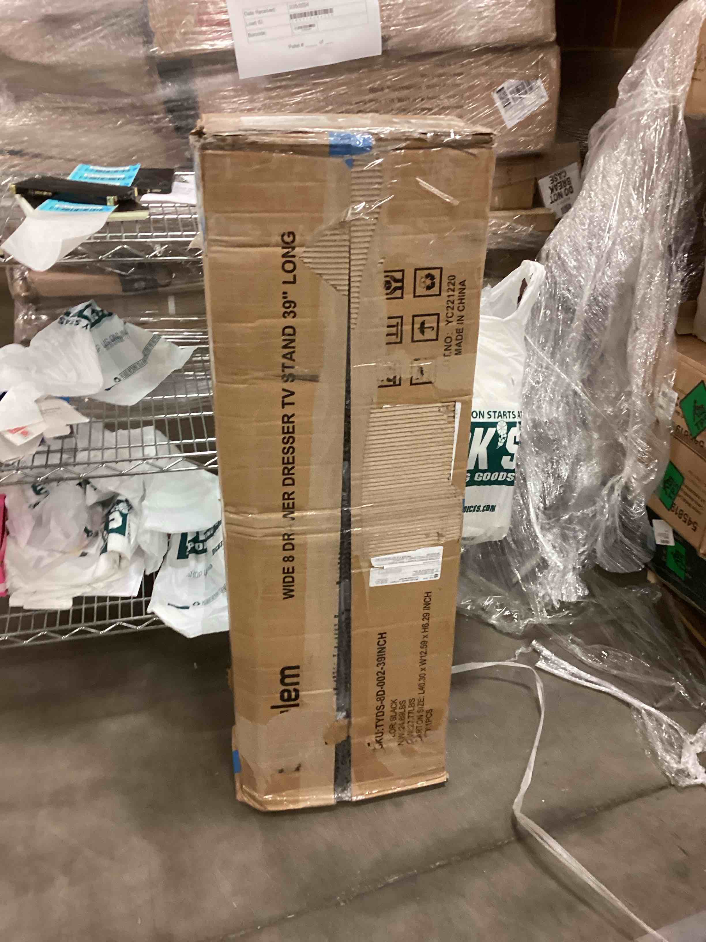https://s3.amazonaws.com/lotting-images-prod/bidfta/BLU6034873_1711974245253.jpeg