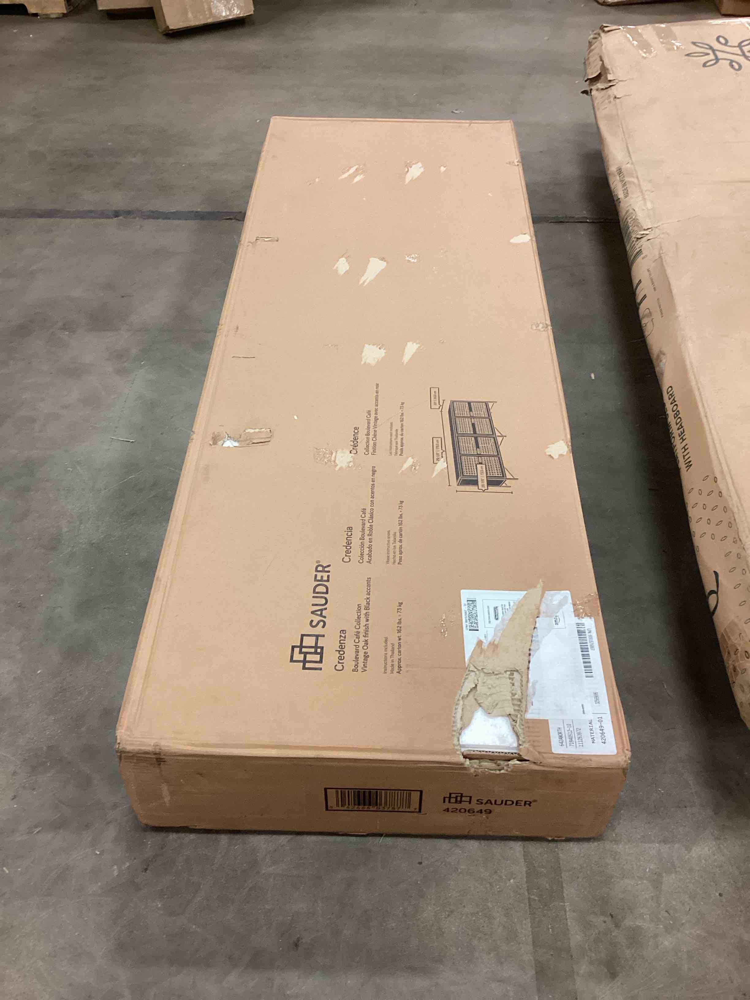 https://s3.amazonaws.com/lotting-images-prod/bidfta/BLU6034878_1711976244099.jpeg