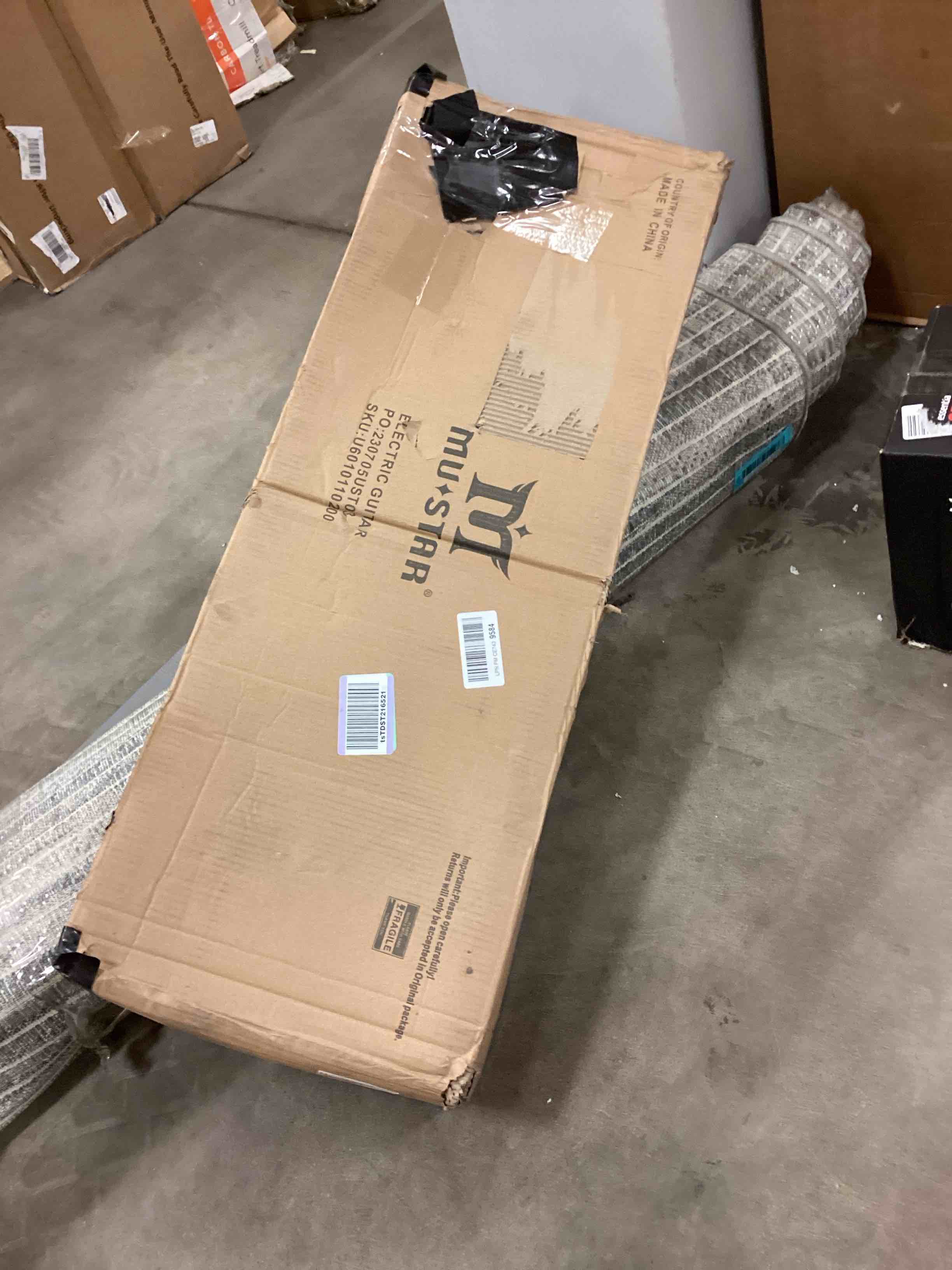 https://s3.amazonaws.com/lotting-images-prod/bidfta/BLU6034897_1712579769098.jpeg
