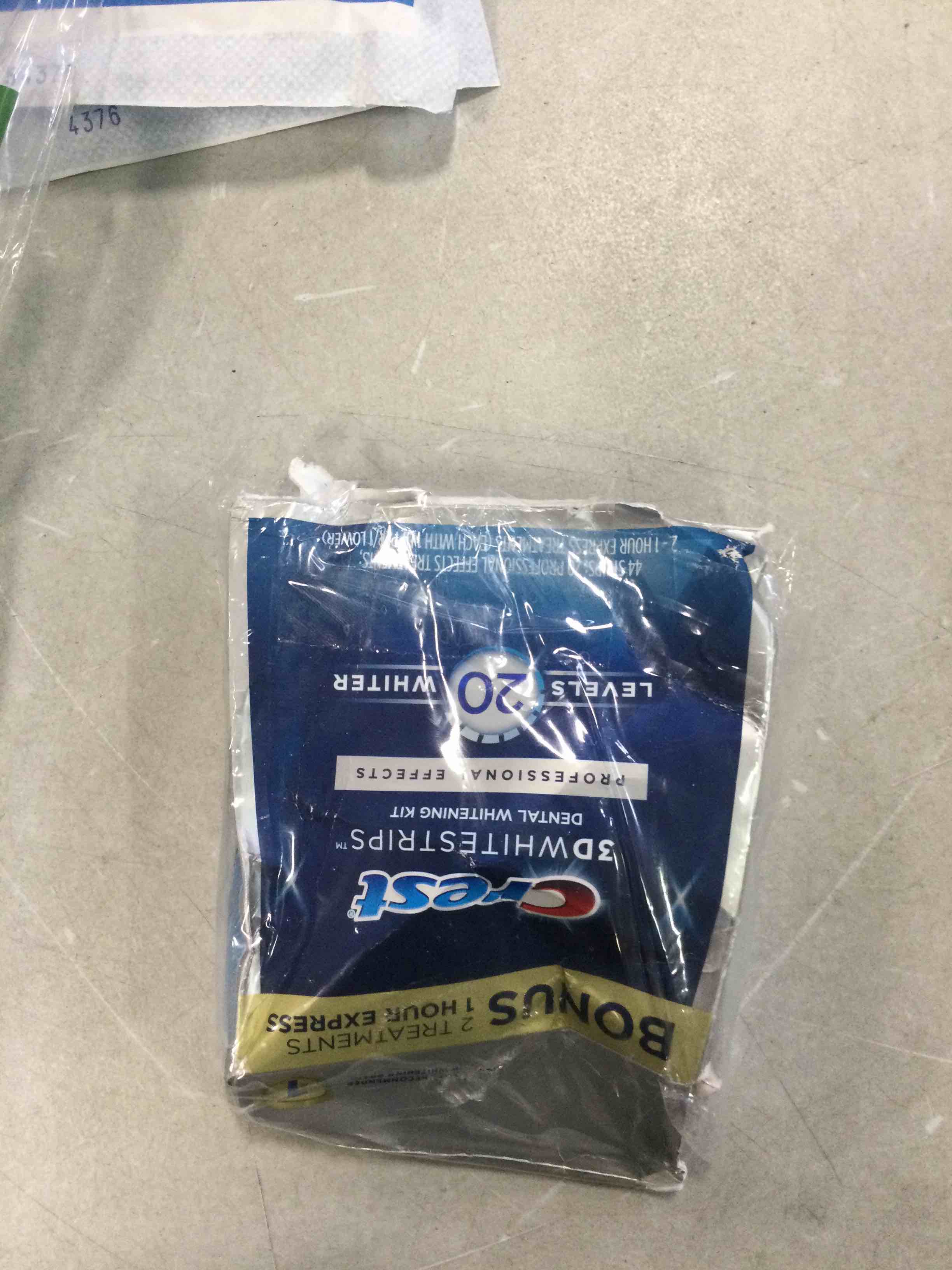 https://s3.amazonaws.com/lotting-images-prod/bidfta/BLU6044110_1709049909894.jpeg