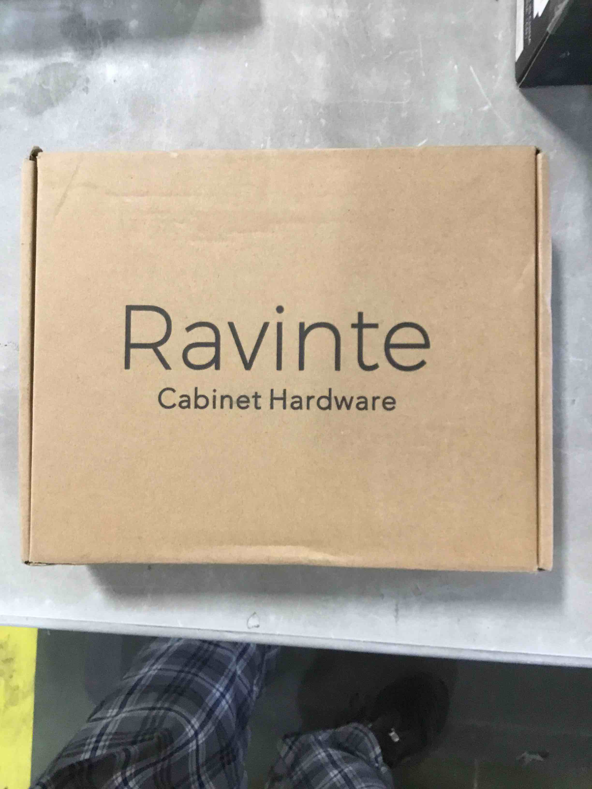 https://s3.amazonaws.com/lotting-images-prod/bidfta/BLU6044774_1709325871398.jpeg