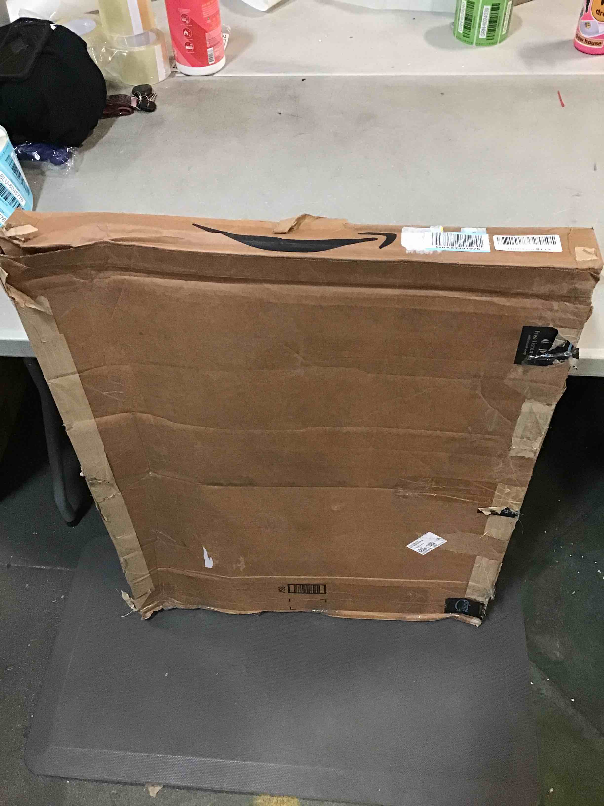 https://s3.amazonaws.com/lotting-images-prod/bidfta/BLU6045767_1709559155924.jpeg