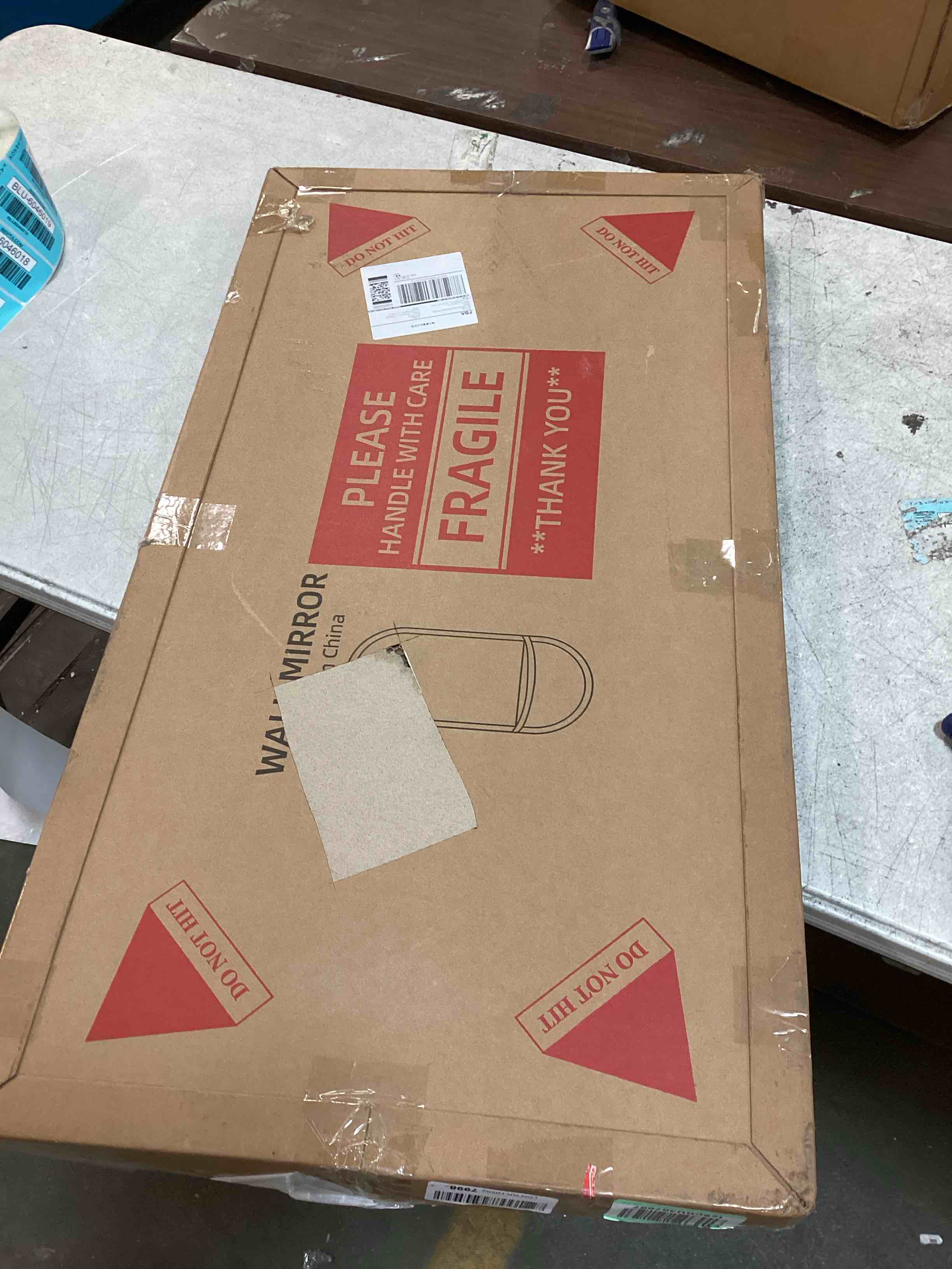 https://s3.amazonaws.com/lotting-images-prod/bidfta/BLU6046015_1709655074809.jpeg