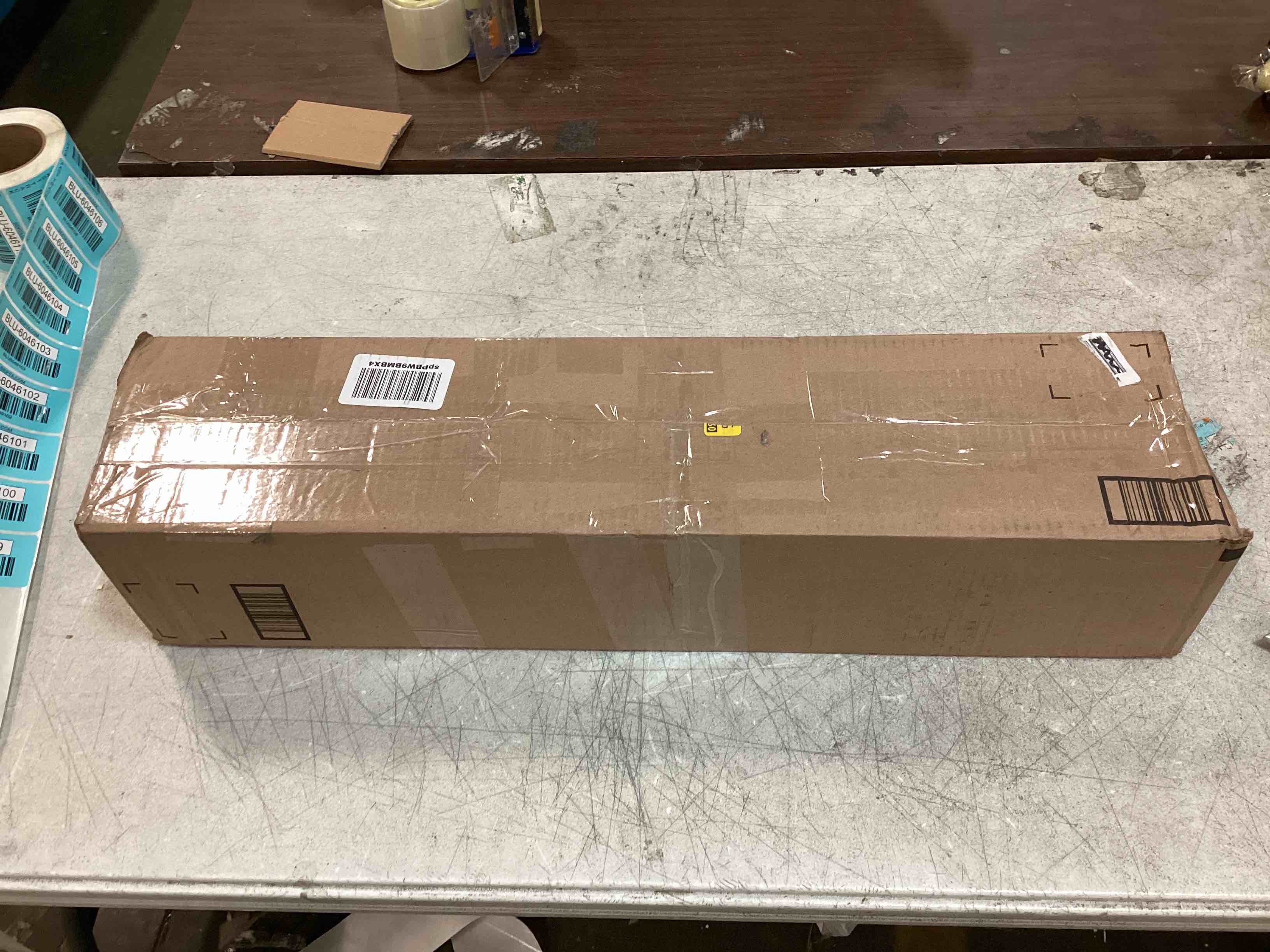 https://s3.amazonaws.com/lotting-images-prod/bidfta/BLU6046099_1709667300720.jpeg