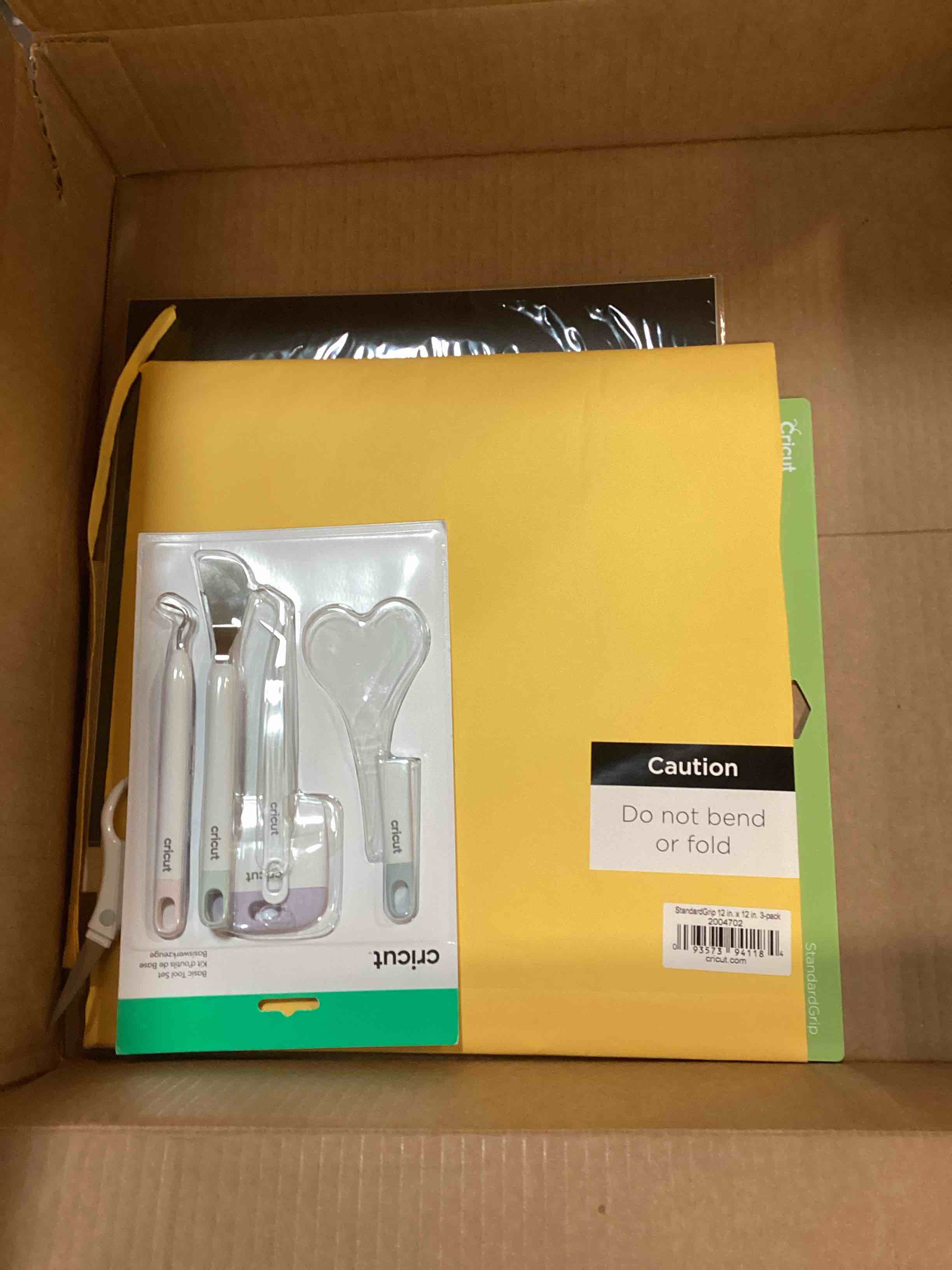 https://s3.amazonaws.com/lotting-images-prod/bidfta/BLU6046385_1709825310088.jpeg