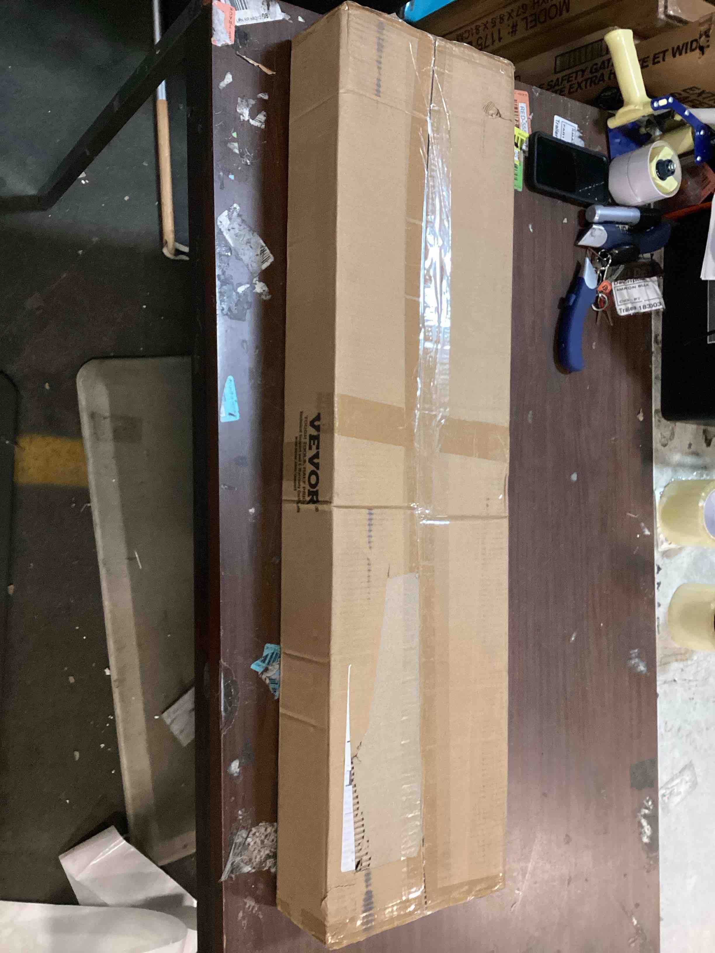 https://s3.amazonaws.com/lotting-images-prod/bidfta/BLU6046394_1709826295247.jpeg