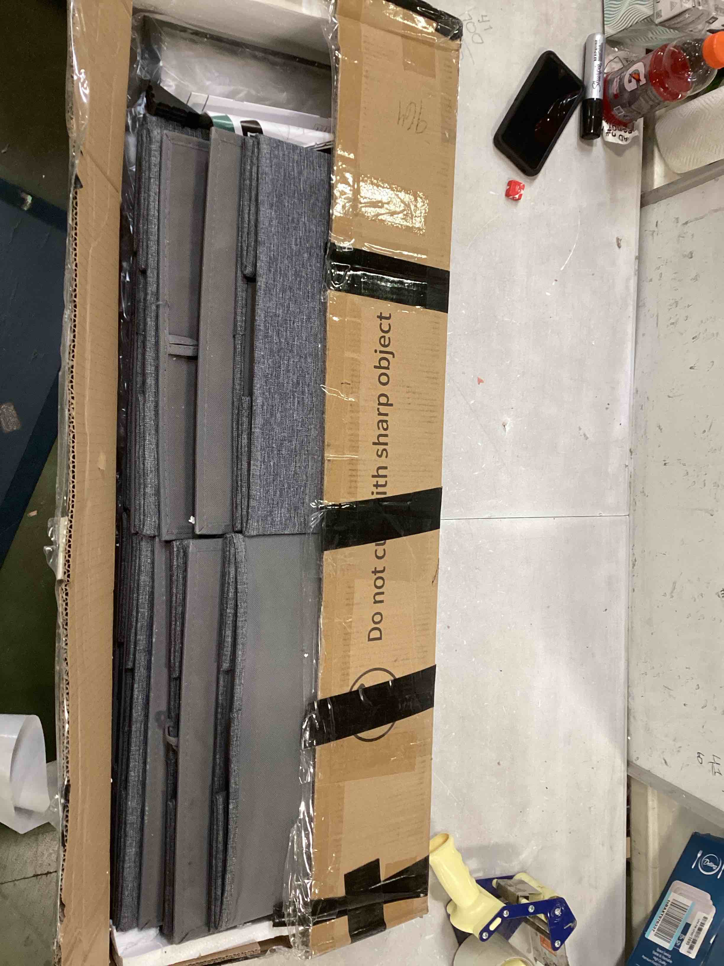 https://s3.amazonaws.com/lotting-images-prod/bidfta/BLU6046904_1710339991085.jpeg