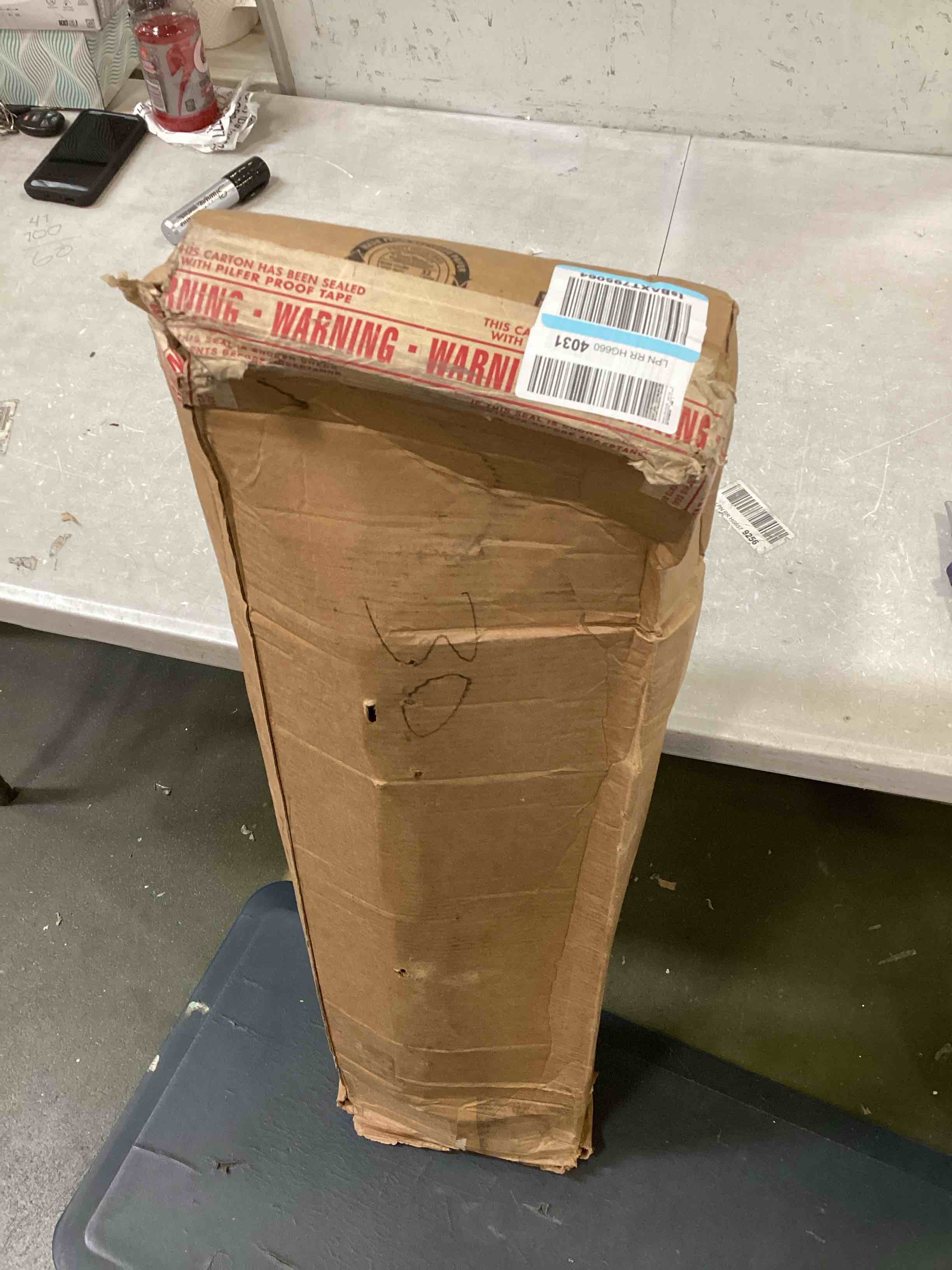 https://s3.amazonaws.com/lotting-images-prod/bidfta/BLU6046932_1710344807107.jpeg