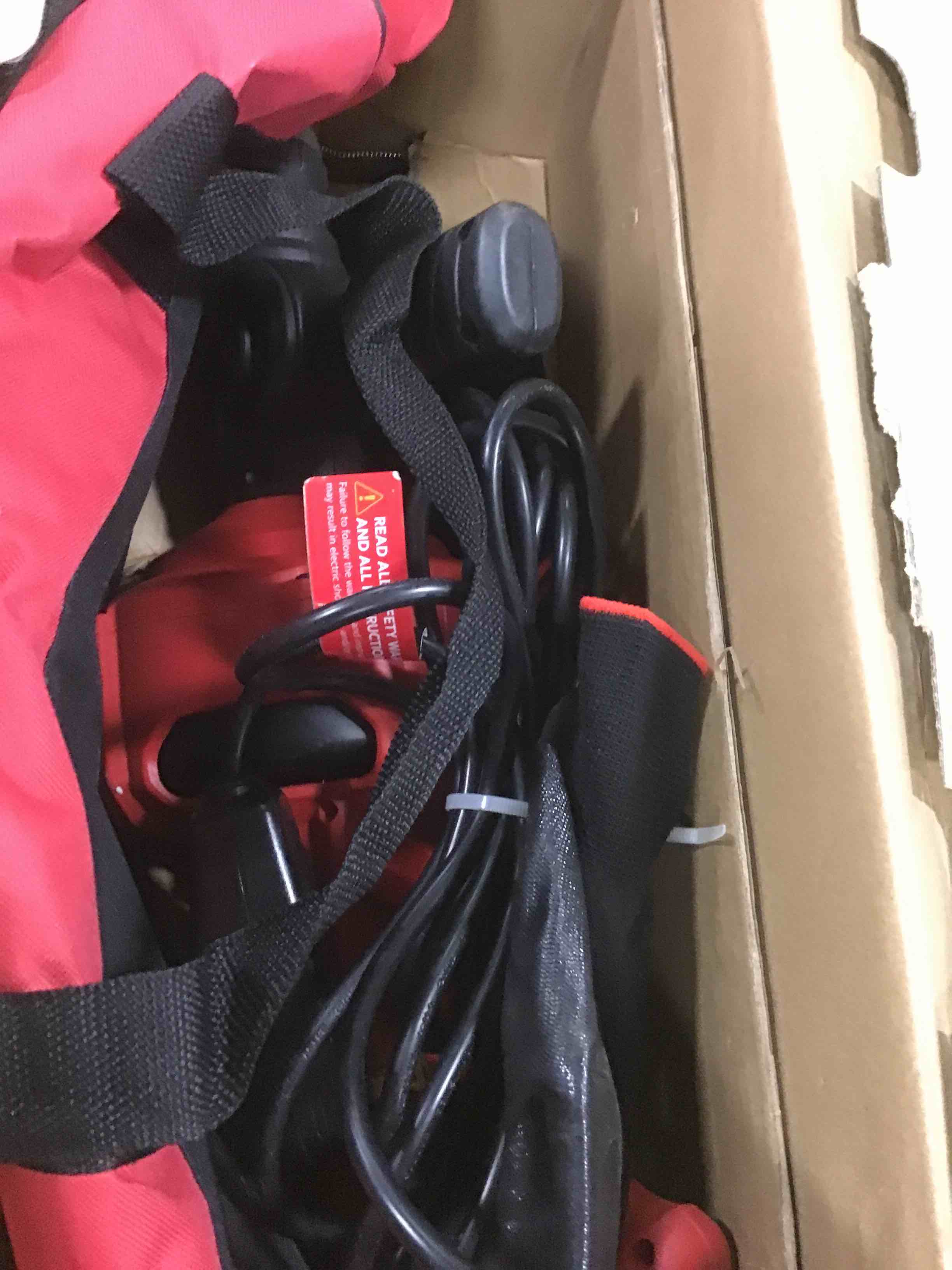 https://s3.amazonaws.com/lotting-images-prod/bidfta/BLU6047099_1709667027506.jpeg