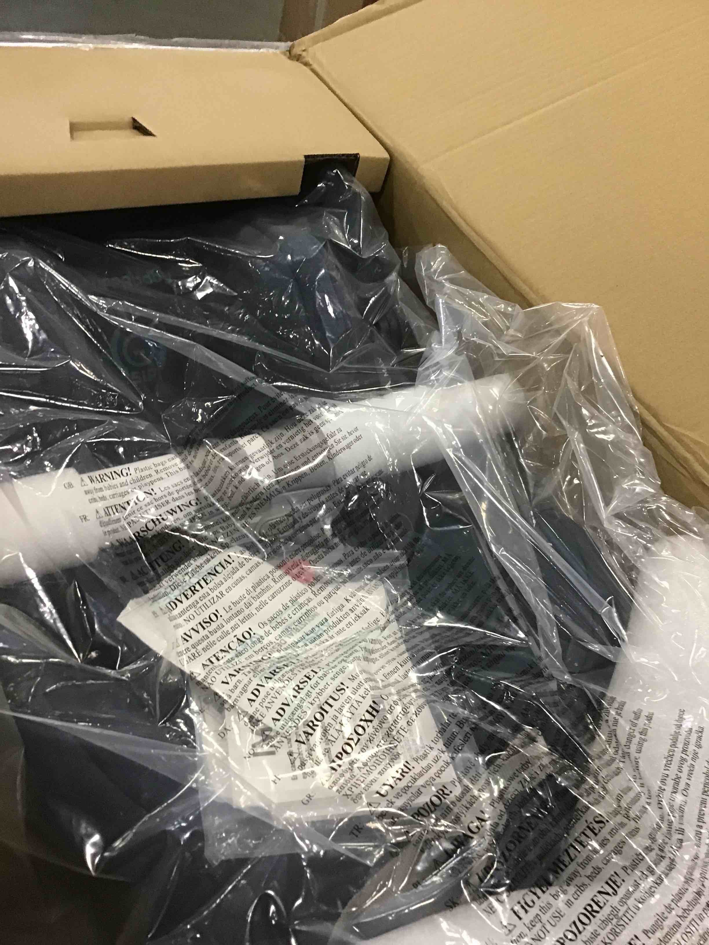 https://s3.amazonaws.com/lotting-images-prod/bidfta/BLU6047359_1709754714275.jpeg