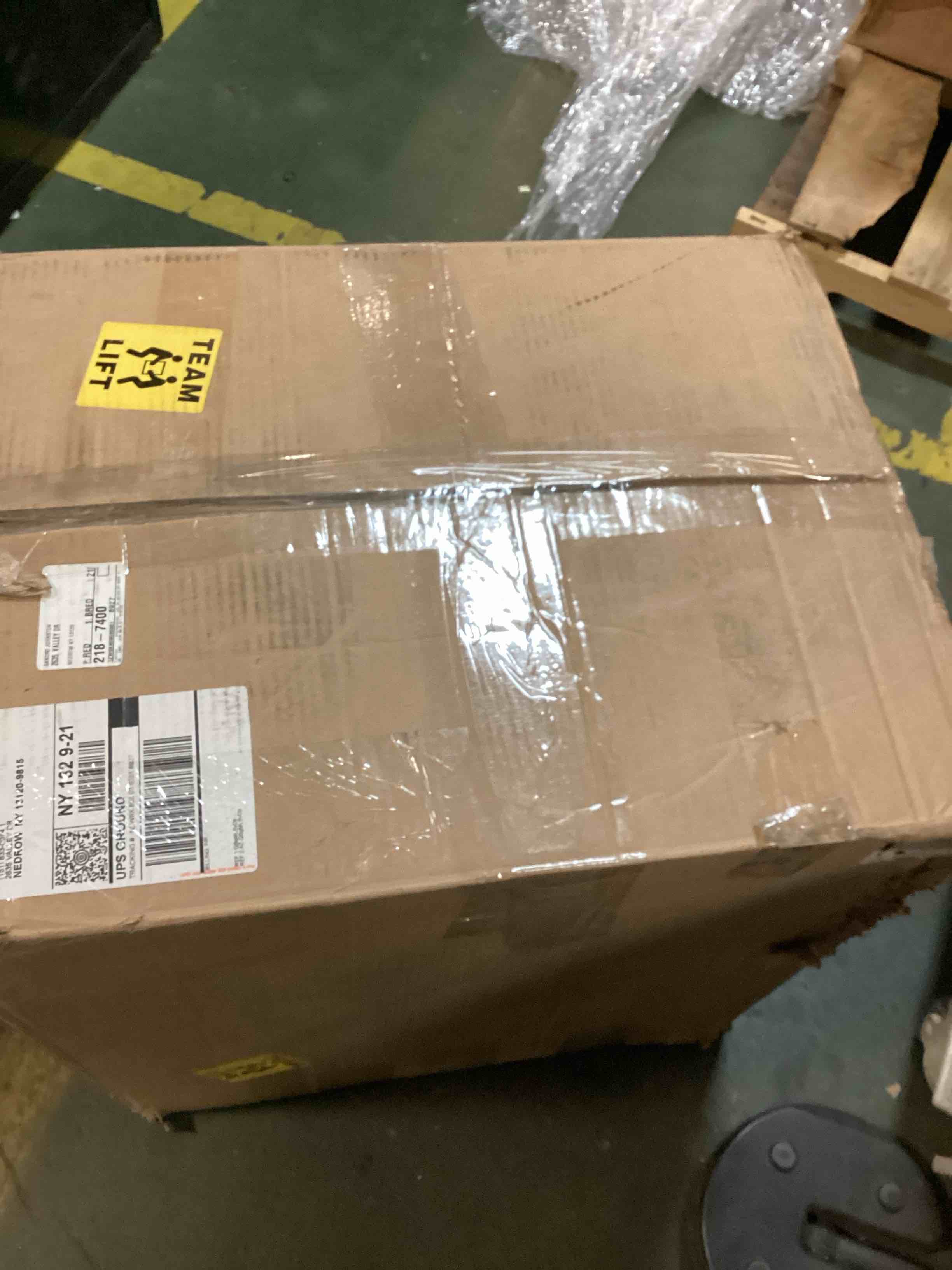 https://s3.amazonaws.com/lotting-images-prod/bidfta/BLU6047712_1710247880603.jpeg