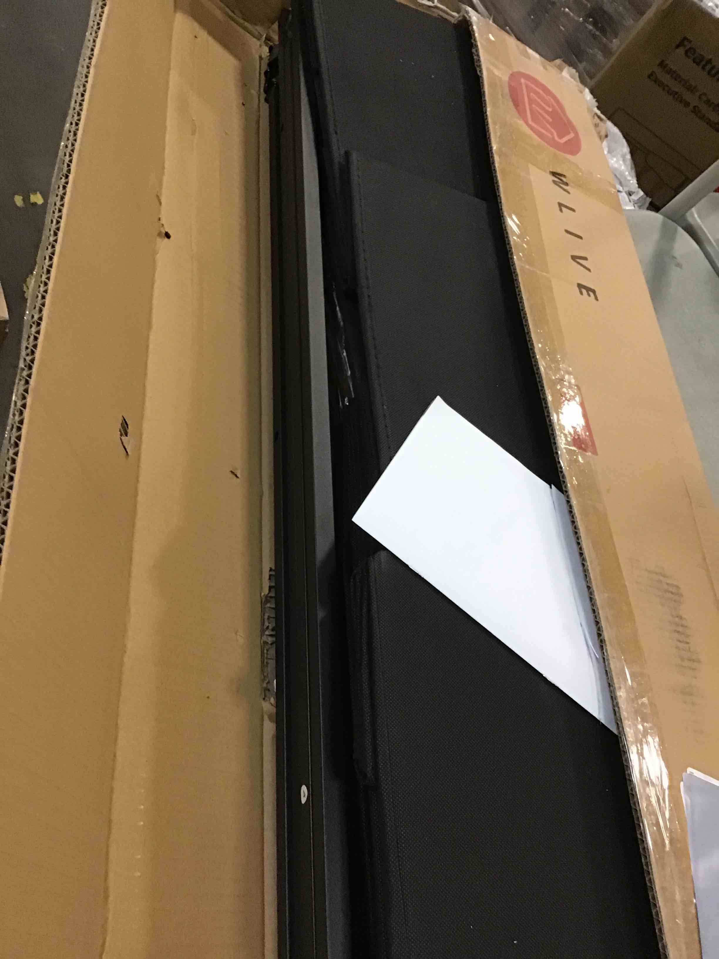 https://s3.amazonaws.com/lotting-images-prod/bidfta/BLU6047960_1710335382474.jpeg