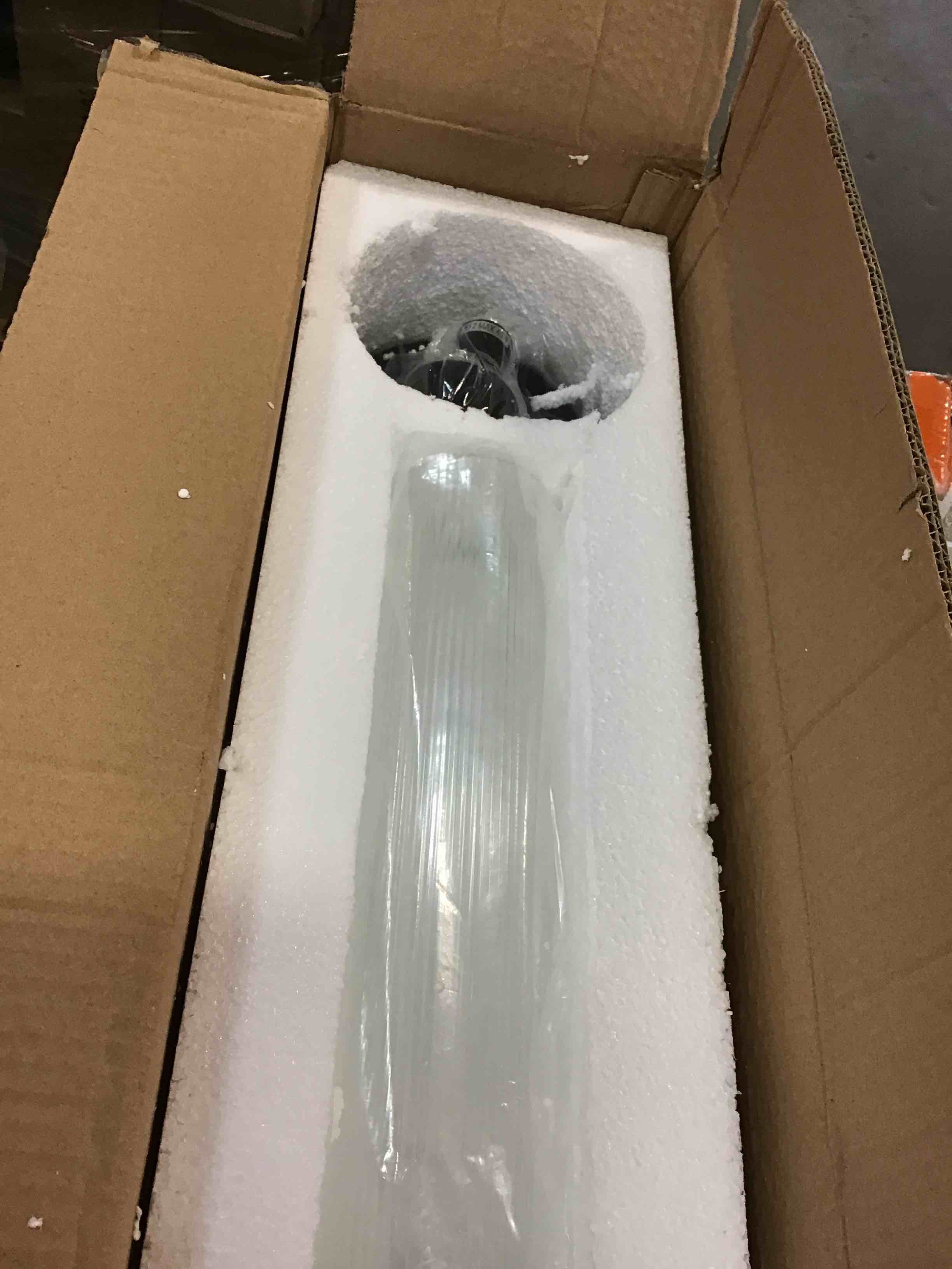https://s3.amazonaws.com/lotting-images-prod/bidfta/BLU6048025_1710344355641.jpeg