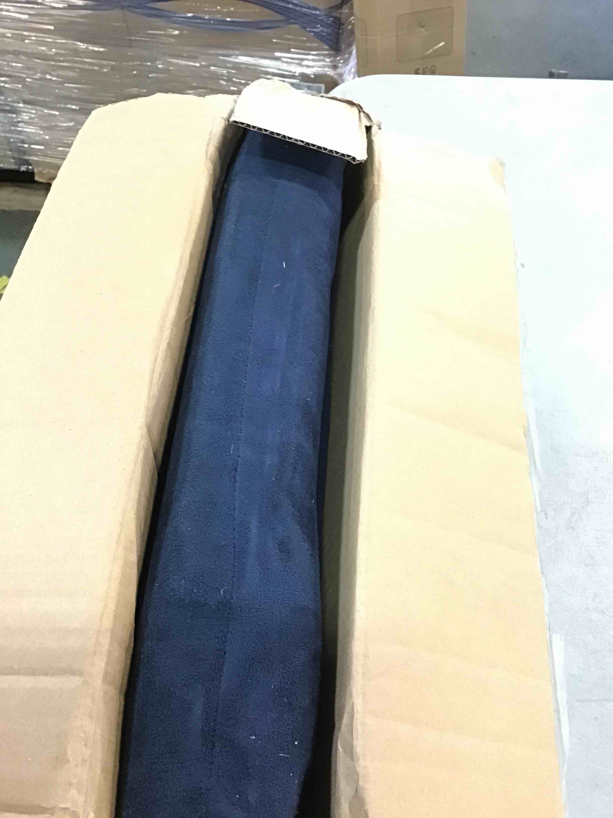 https://s3.amazonaws.com/lotting-images-prod/bidfta/BLU6048088_1710353394380.jpeg
