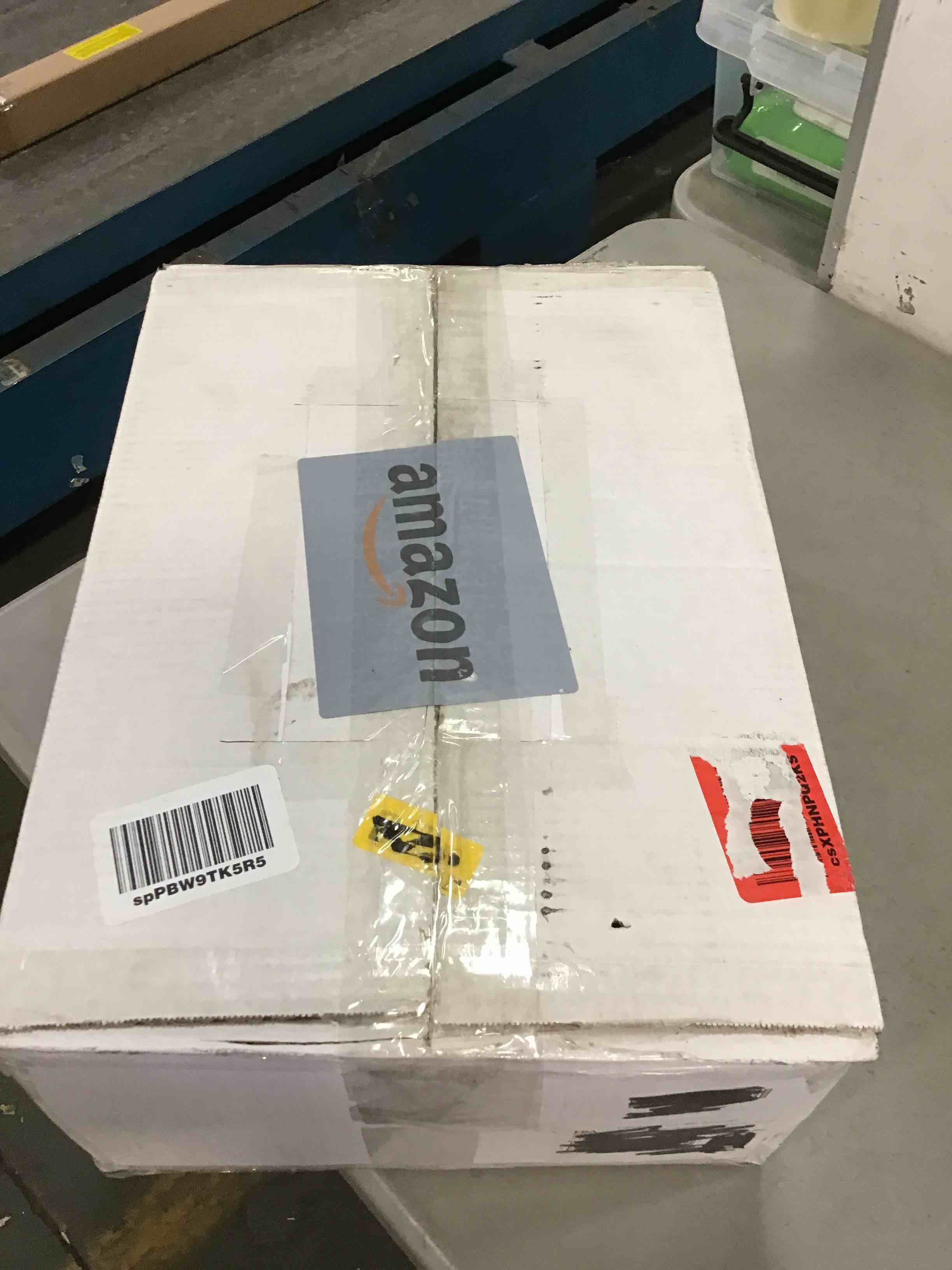 https://s3.amazonaws.com/lotting-images-prod/bidfta/BLU6048293_1710432765306.jpeg