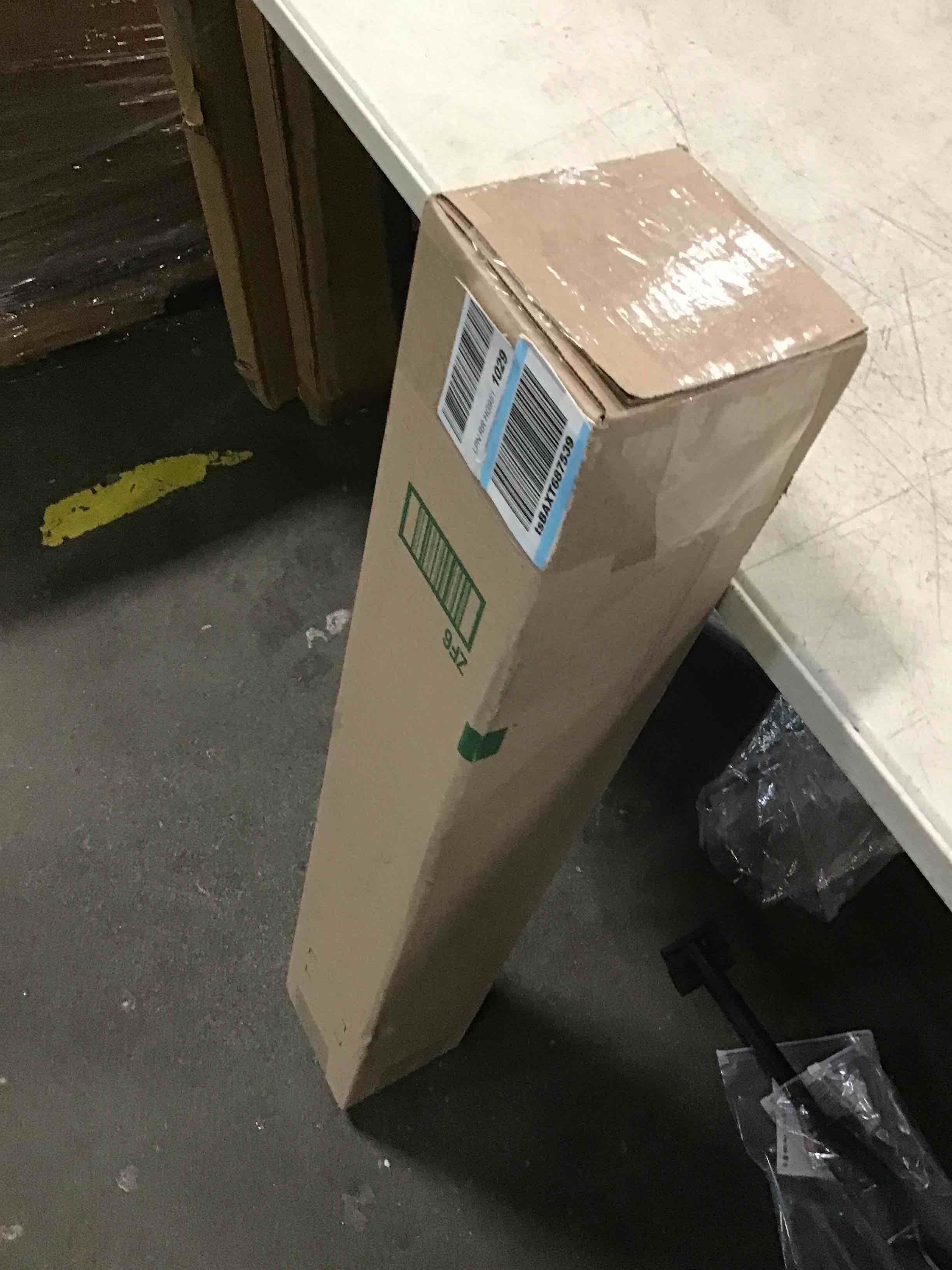 https://s3.amazonaws.com/lotting-images-prod/bidfta/BLU6048426_1710507725832.jpeg
