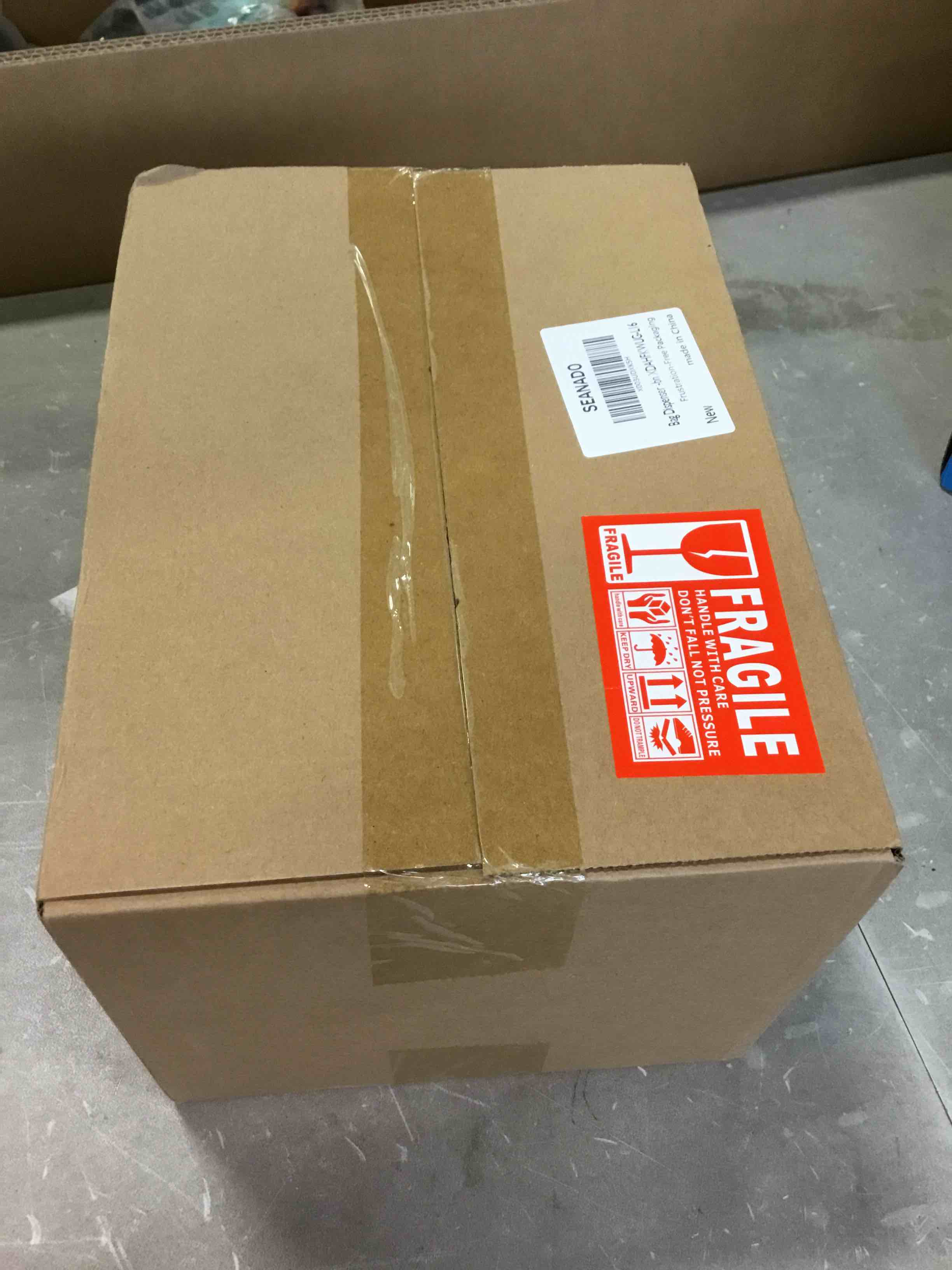 https://s3.amazonaws.com/lotting-images-prod/bidfta/BLU6048726_1710515677728.jpeg